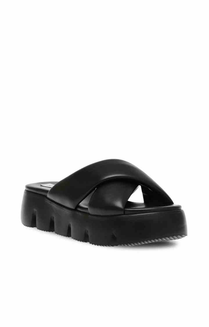 Broadcast Black Flats