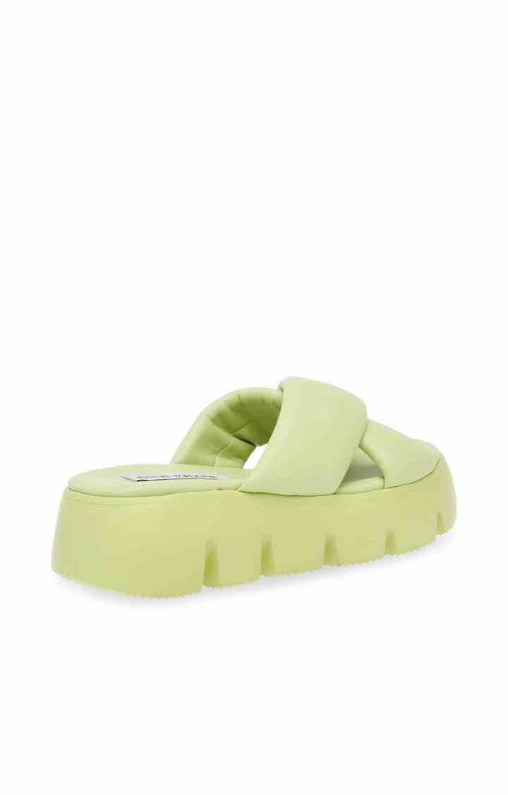 Broadcast Yellow Flats