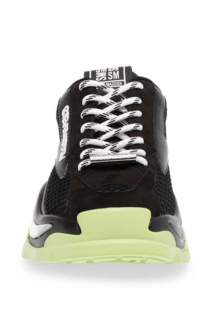 Zoomz Black Sneakers