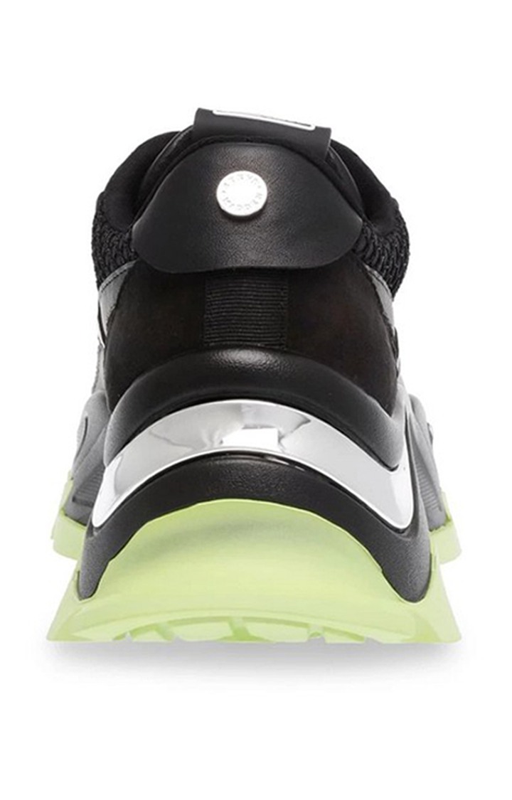 Zoomz Black Sneakers