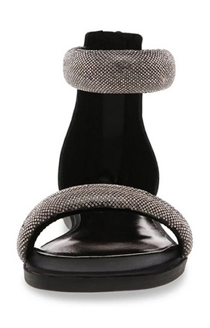 Infuse-R Black Flats