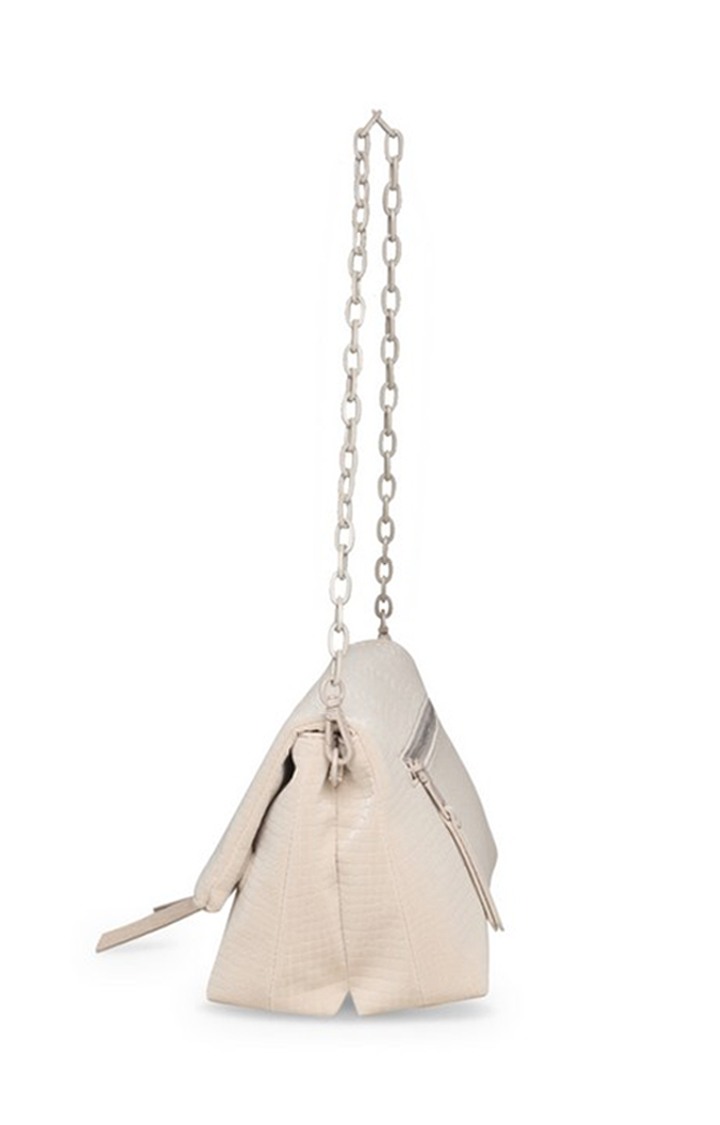 Braydenc White Handbags