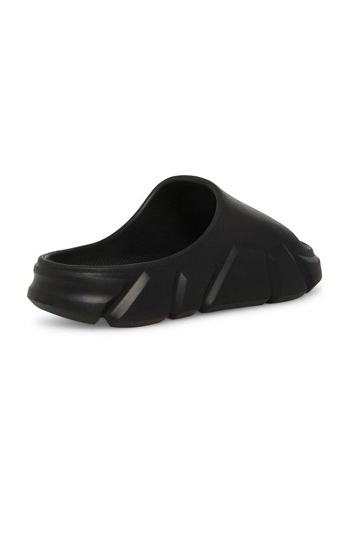 Charge Black Sandals & Flip Flops