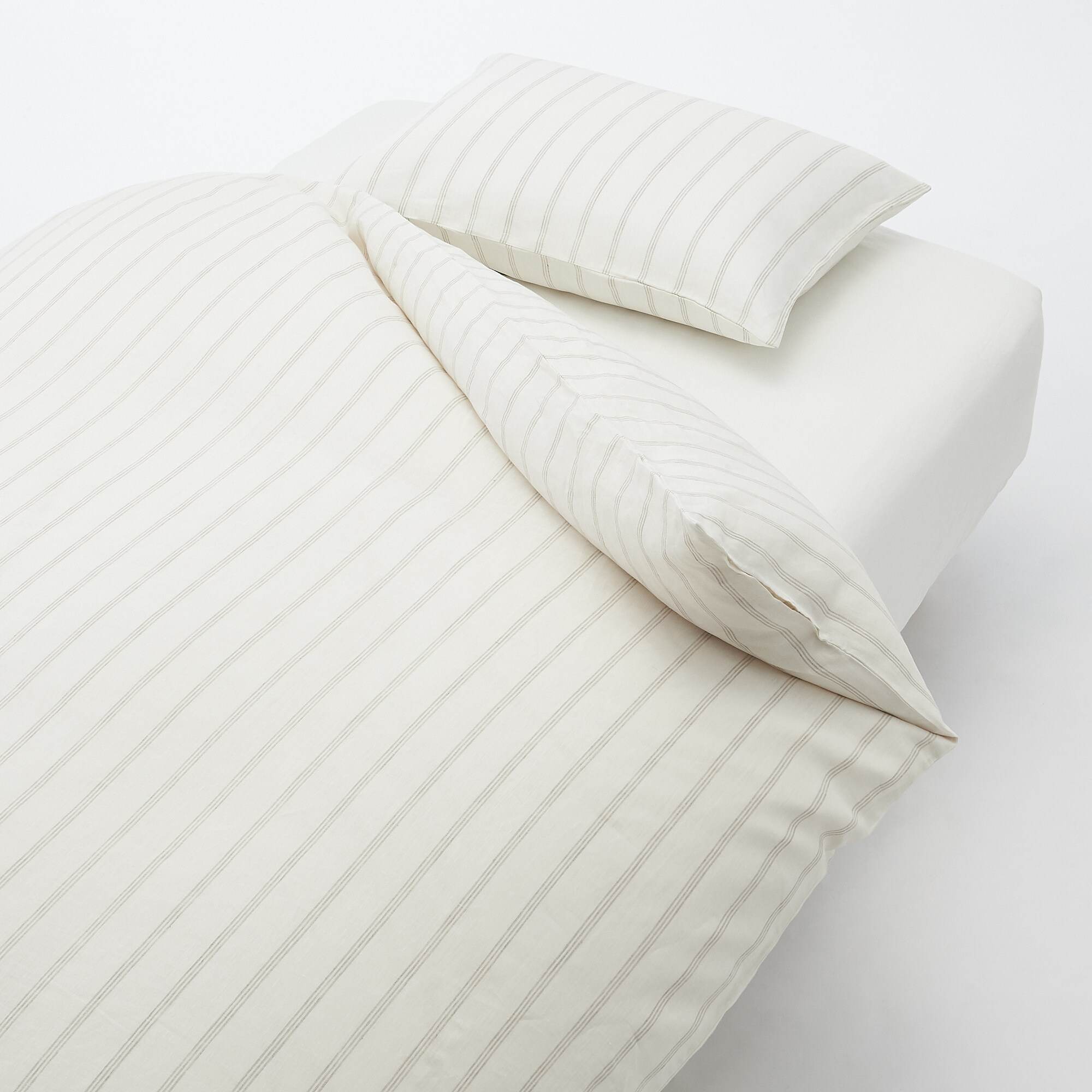 LINEN PLAIN WEAVE PILLOW CASE OFF WHITE STRIPE