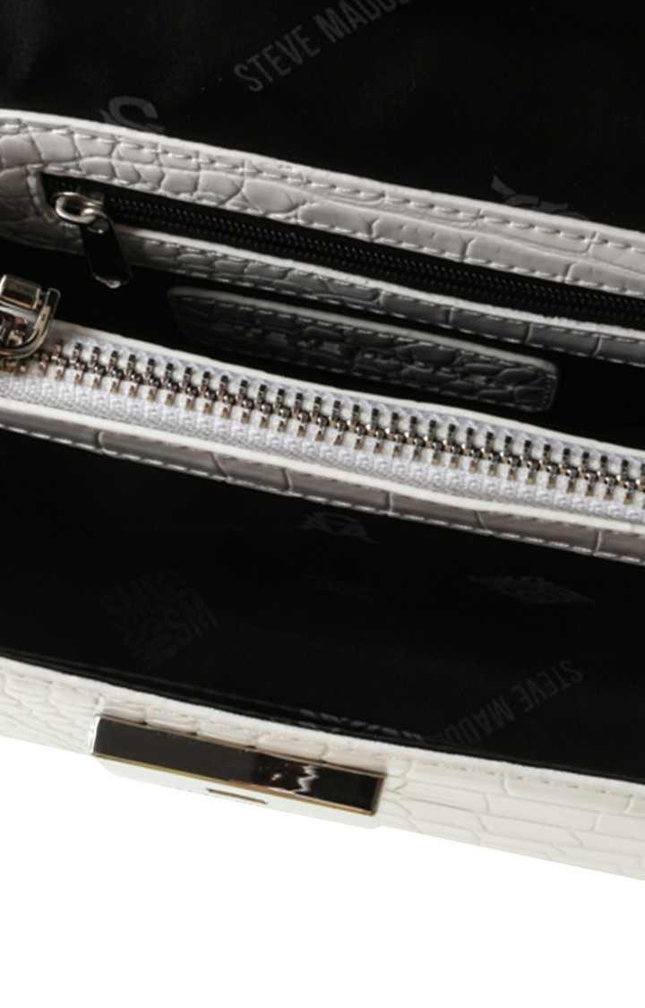 Bbet-C White Handbags