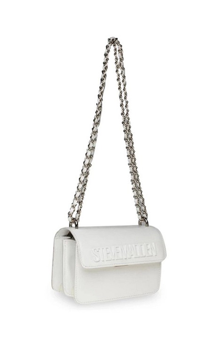 Bbet-P White Handbags