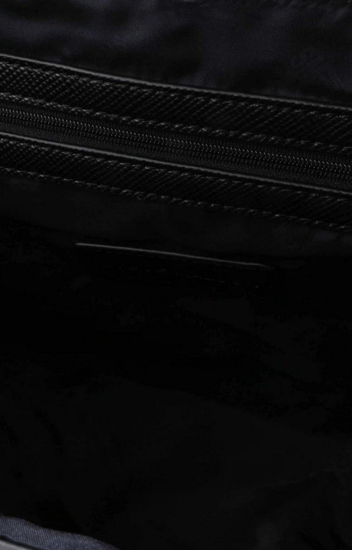 Bzaya Black Handbags