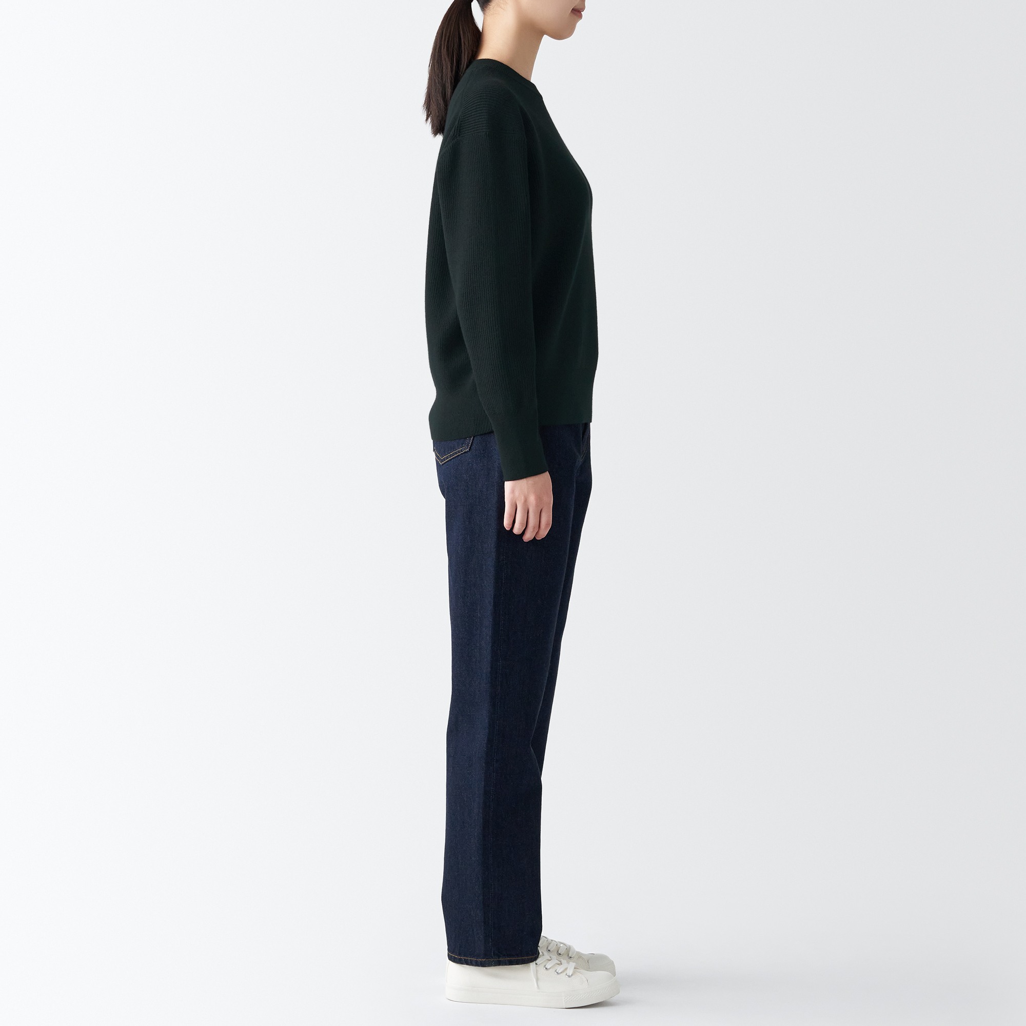 Shape-keeping Ribbed Crew neck sweater