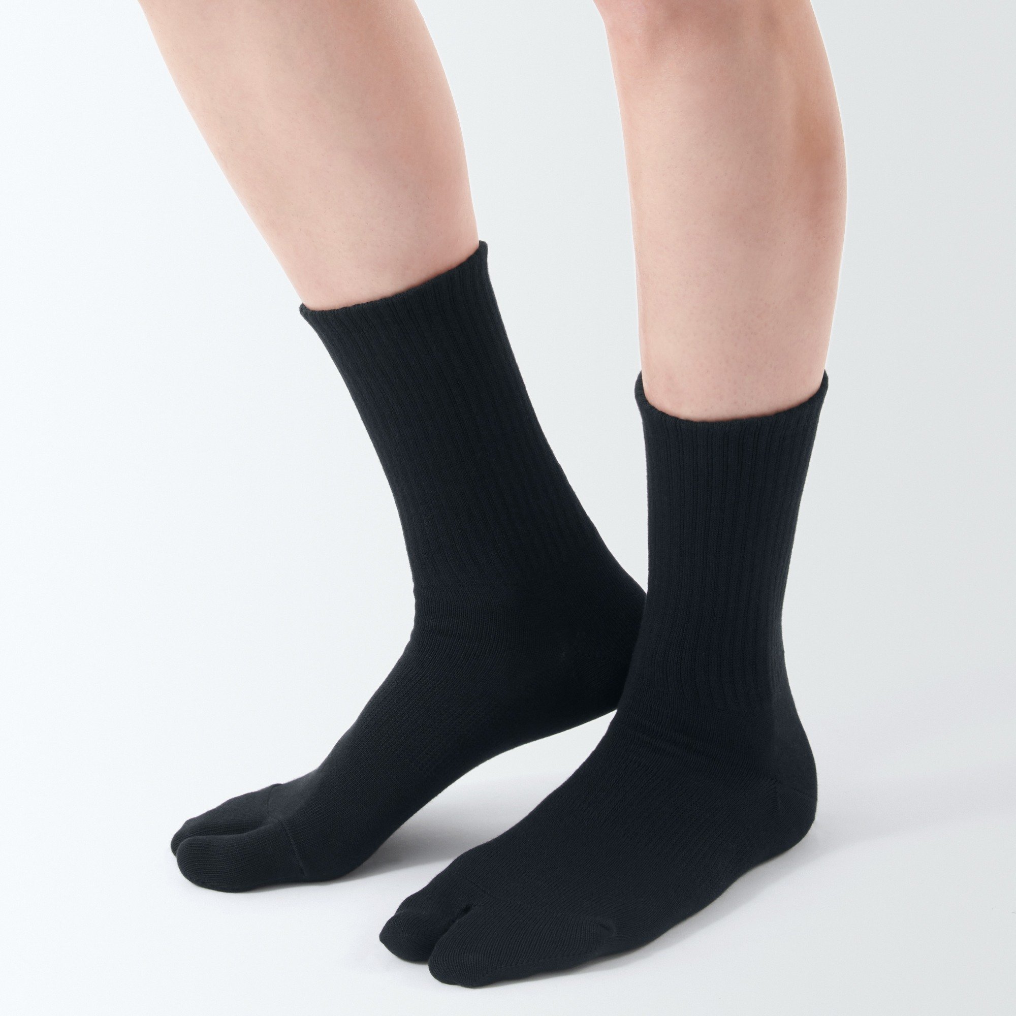 Right Angle Tabi Style Socks