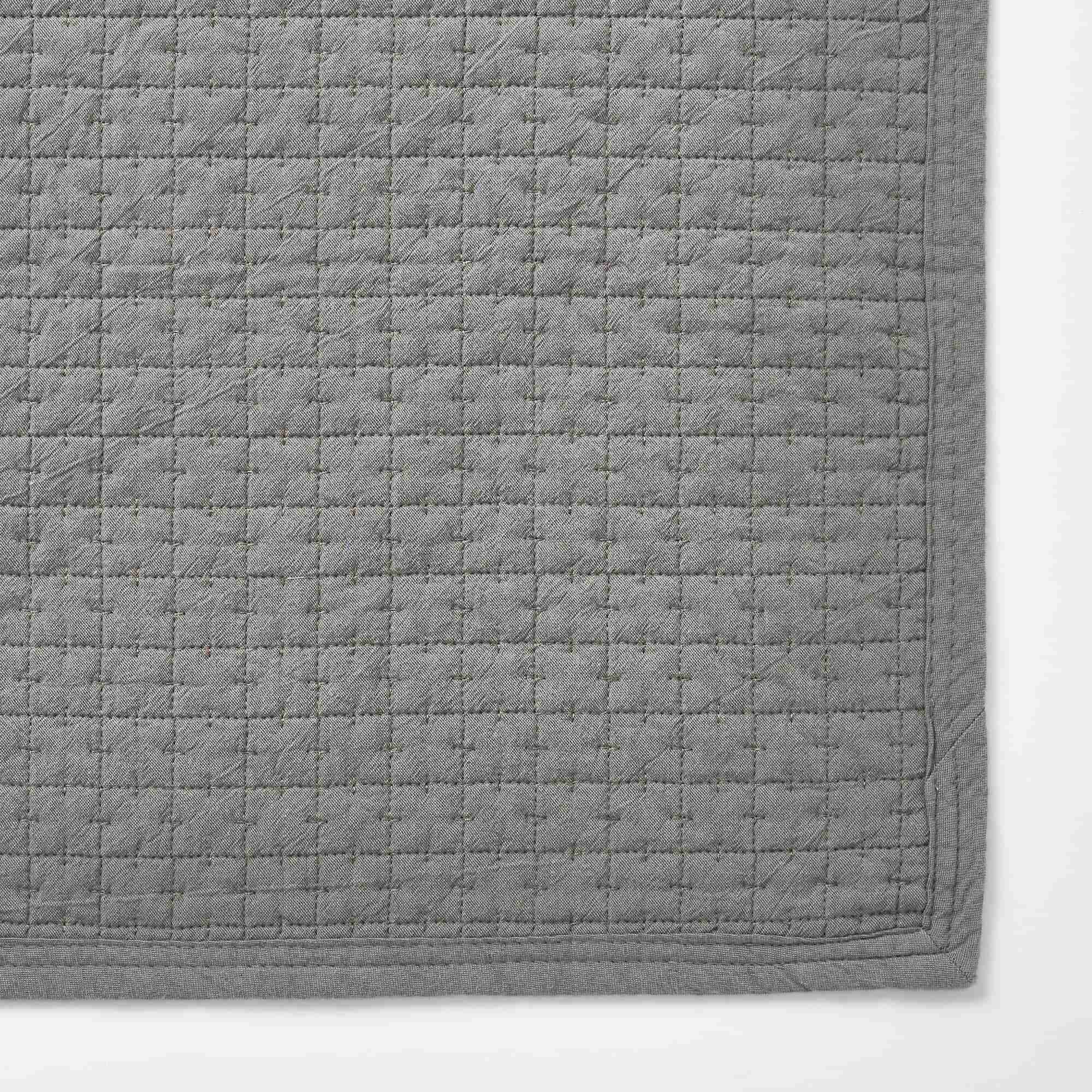 MUJI | WASHED COTTON QUILTED RUG