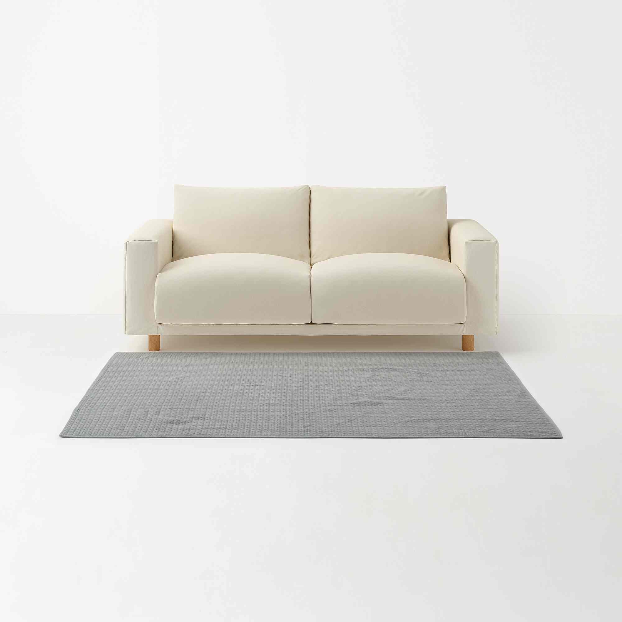 MUJI | WASHED COTTON QUILTED RUG
