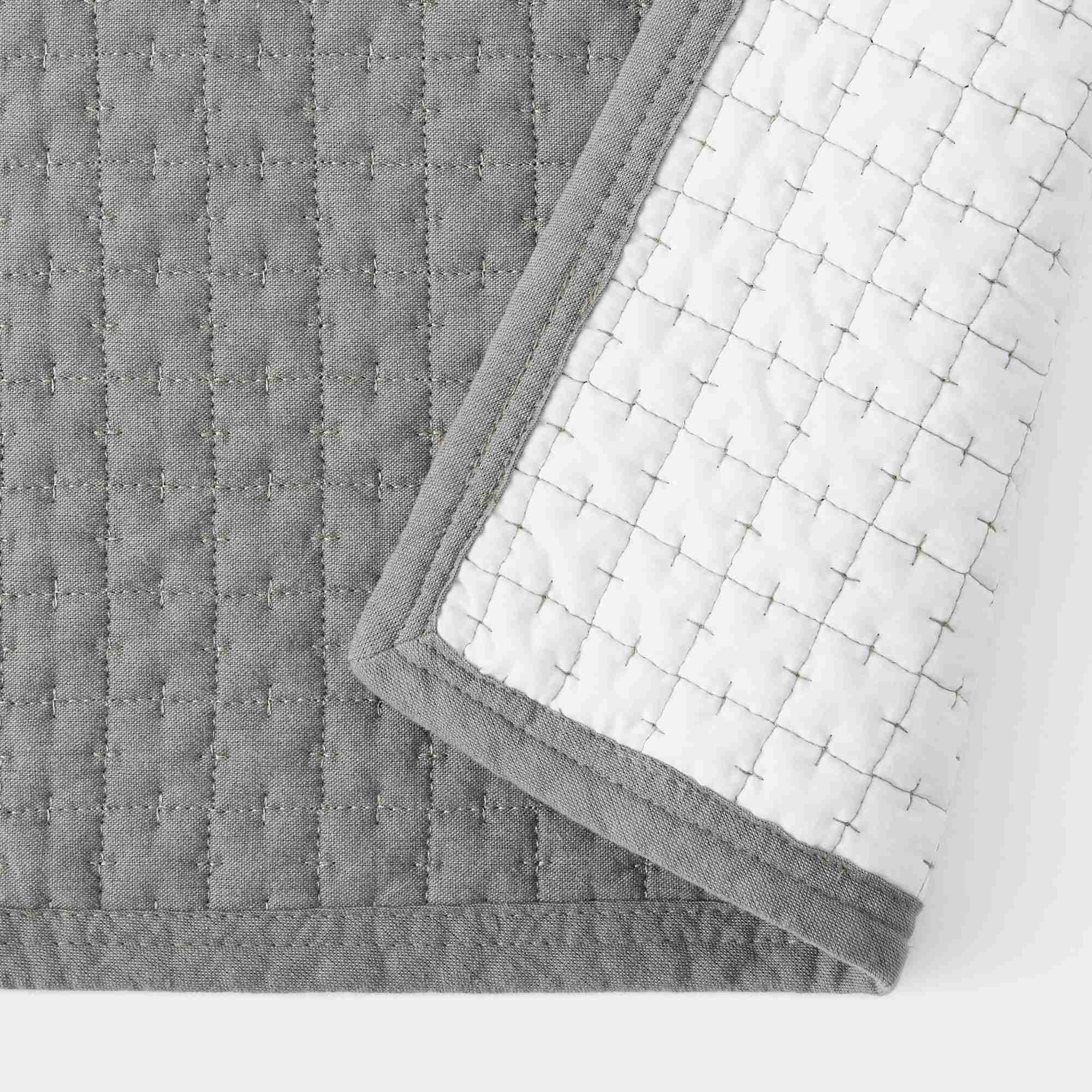WASHED COTTON QUILTED RUG