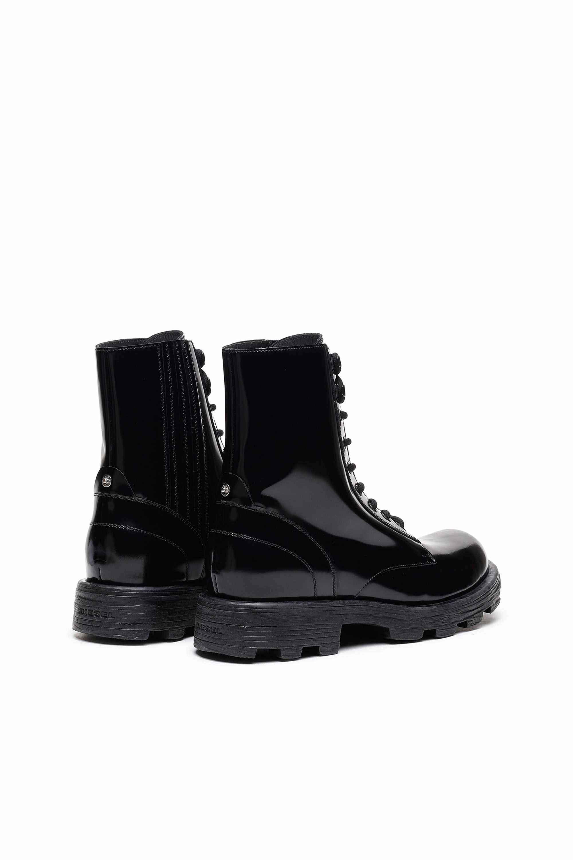 Black D-Hammer-Combat boots in glossed leather