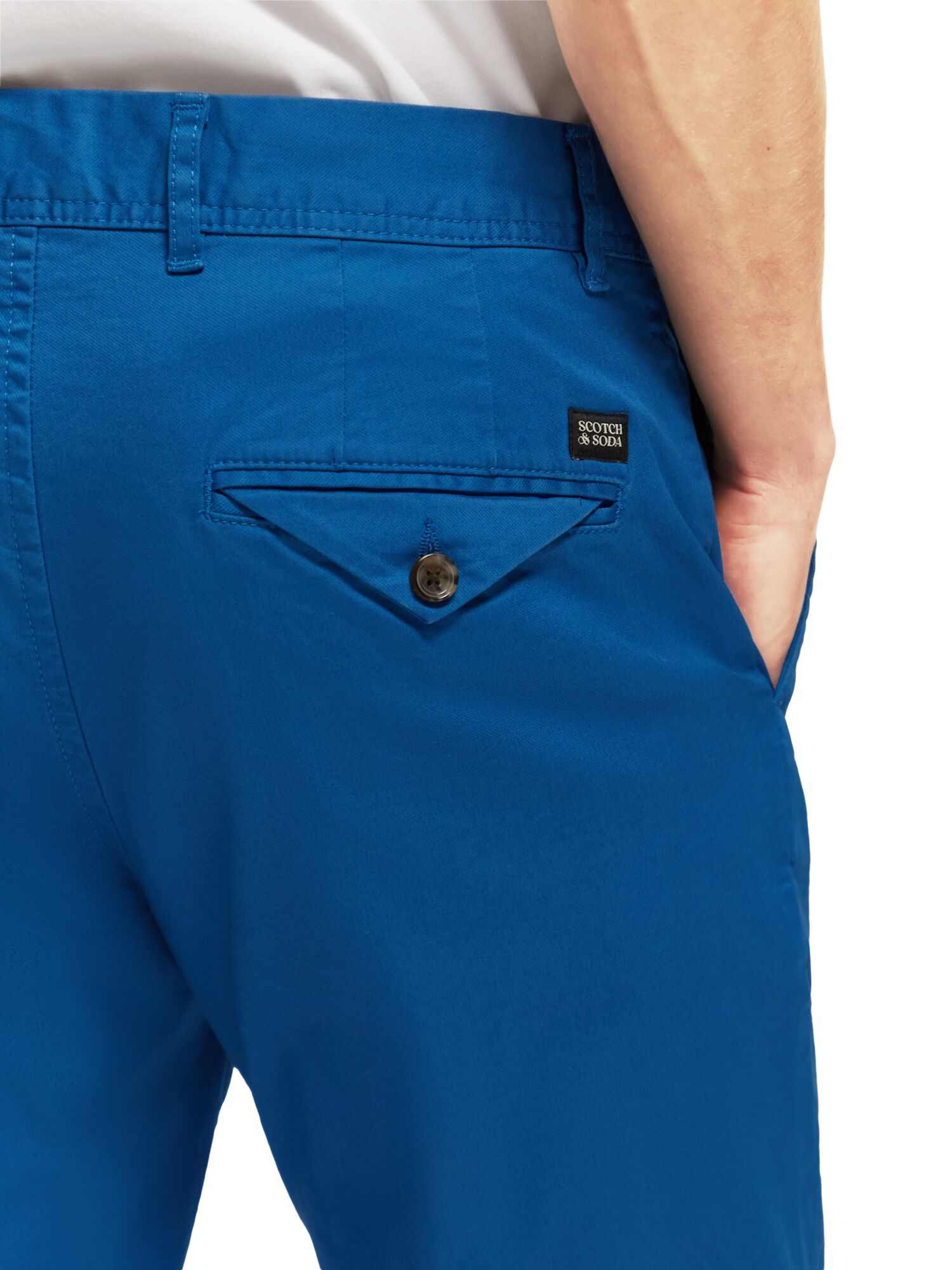 https://cdn.fynd.com/v2/falling-surf-7c8bb8/fyprod/wrkr/products/pictures/item/free/original/000000410373188001/JJhigPVXvK-000000410373188001_6.jpg
