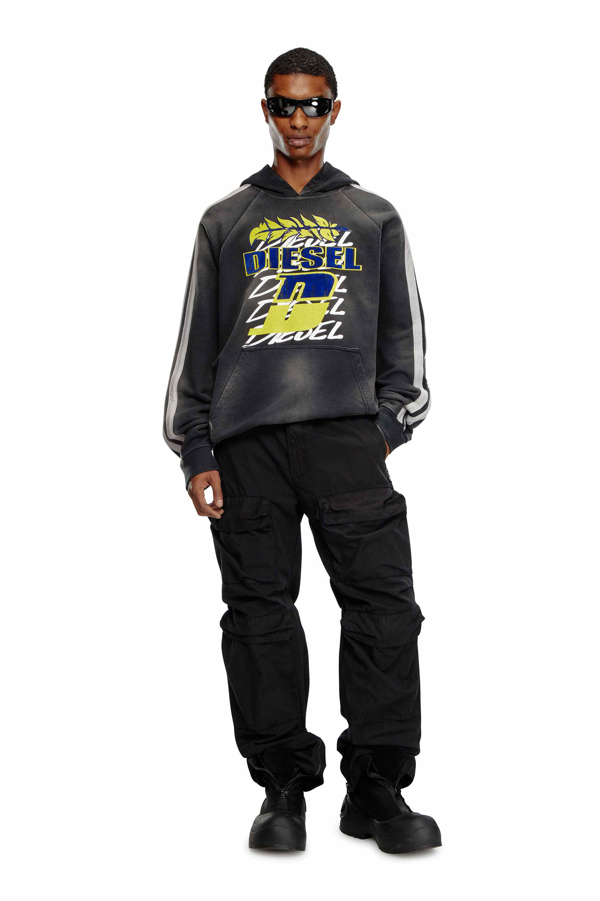 Black Cargo pants in garment-dyed twill
