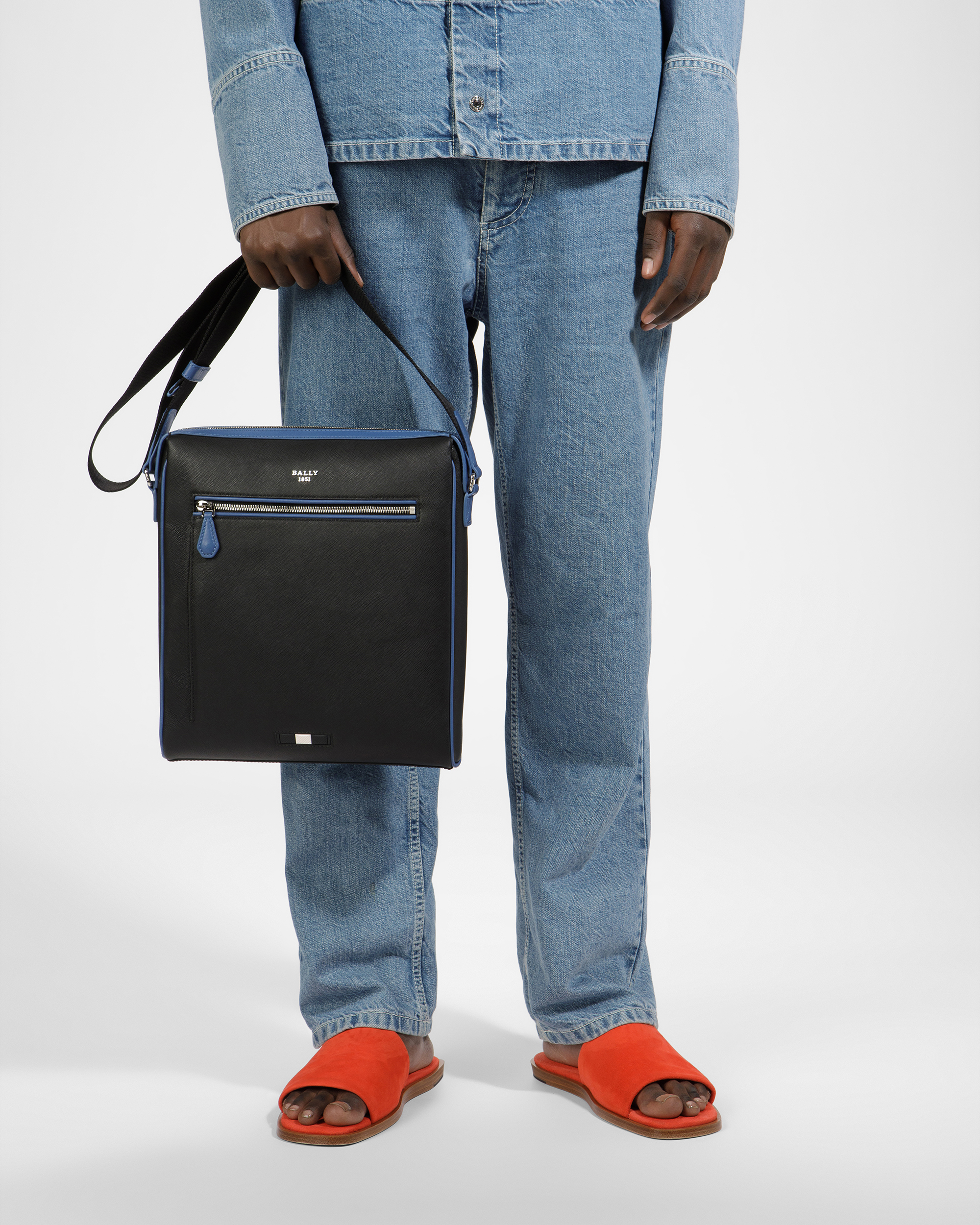 Mecoy Cross Body Bag