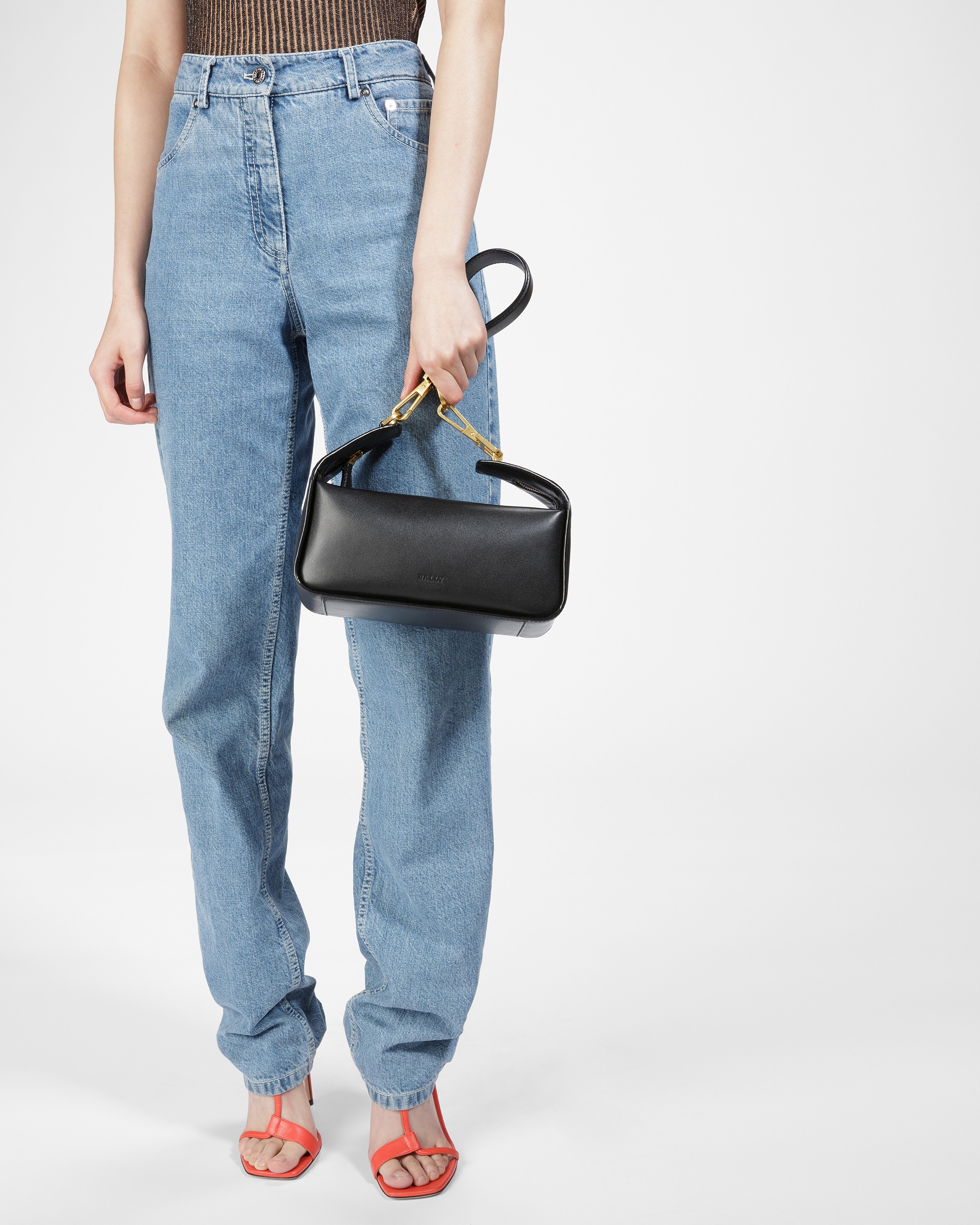 B-Hook Leather Shoulder Bag In Black