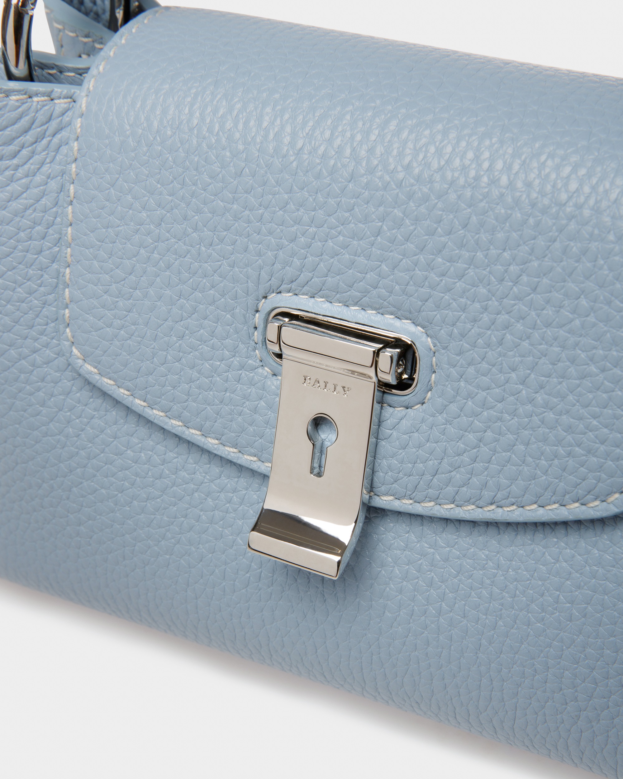 Layka XS Leather Minibag In Light Blue