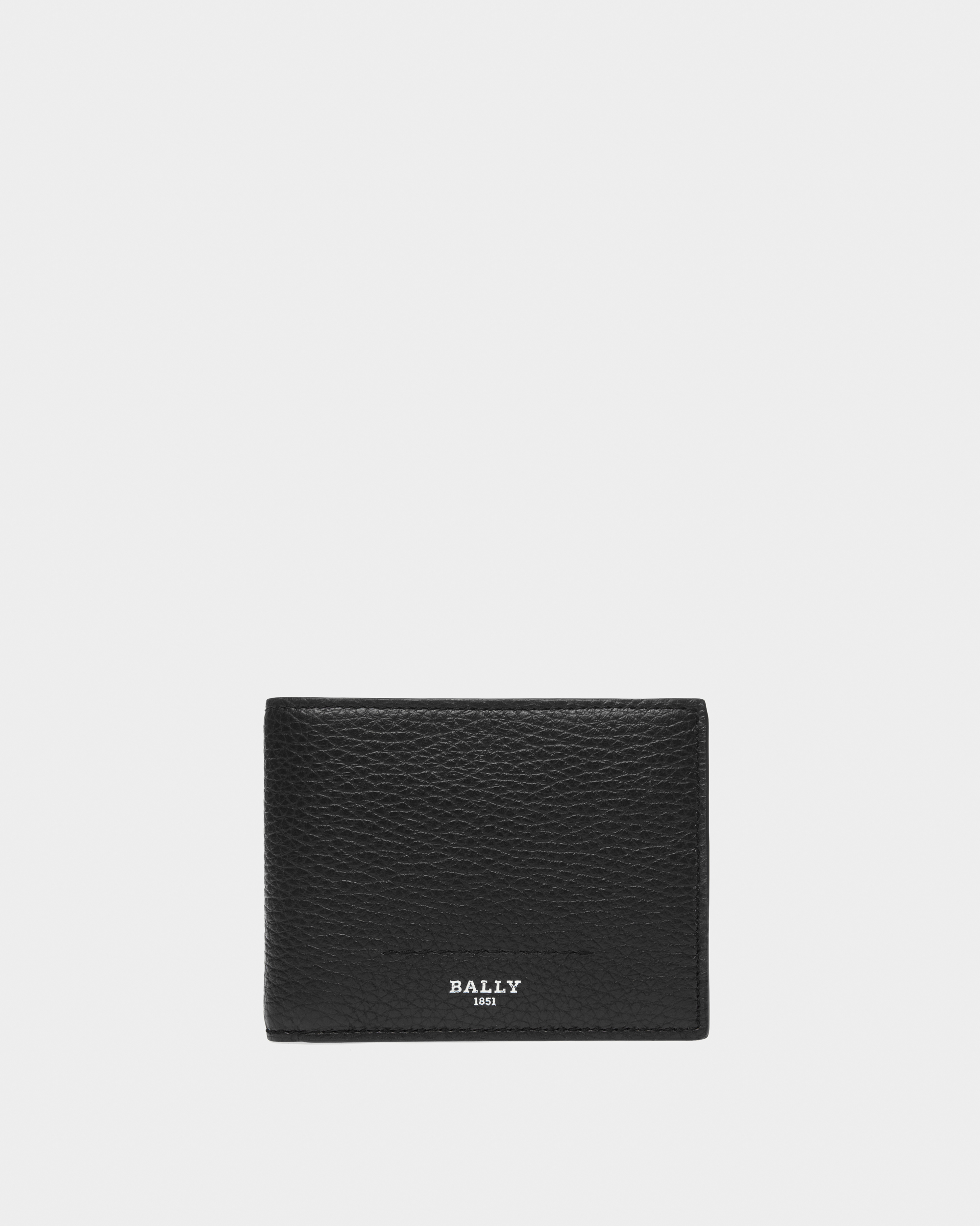 Scevye Leather Wallet In Black