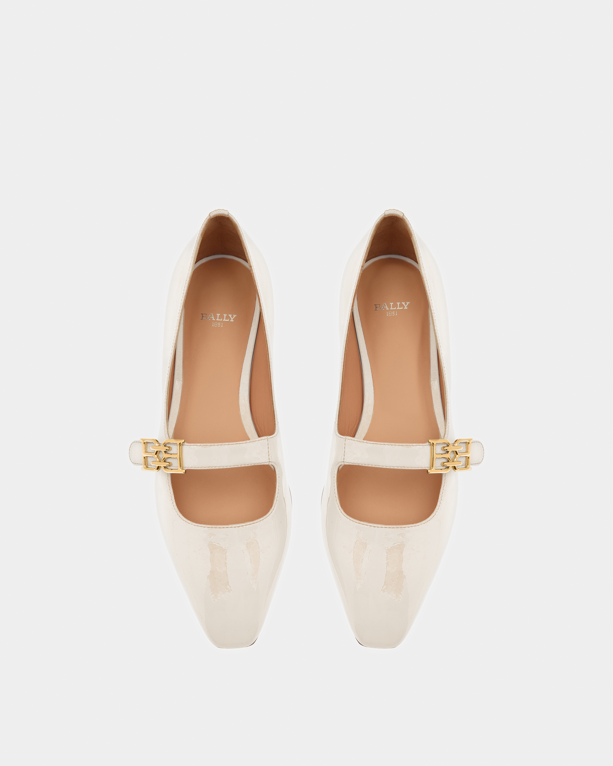 Elis Flat Leather Flat Sandals