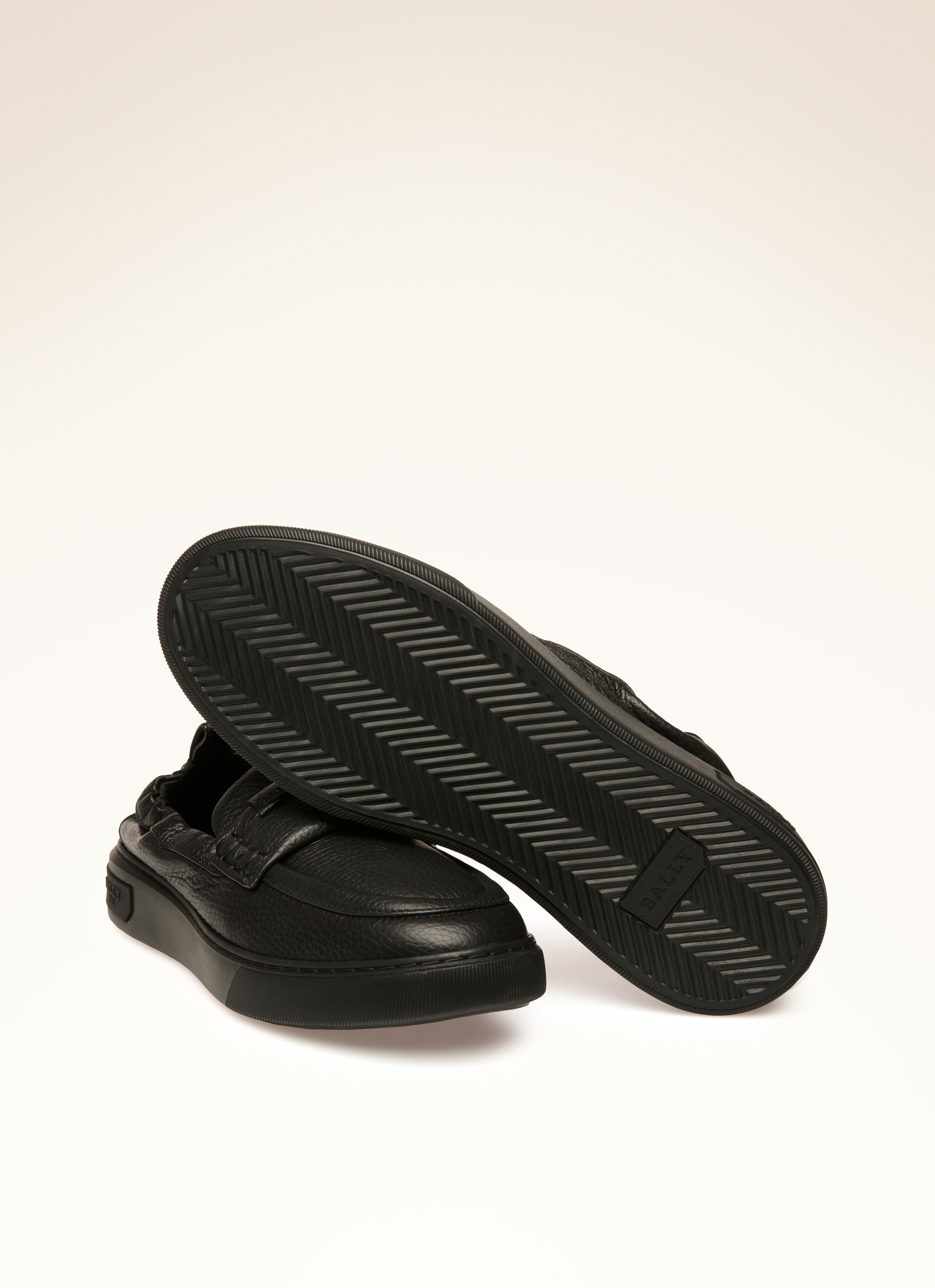 Mauro Leather Sneakers