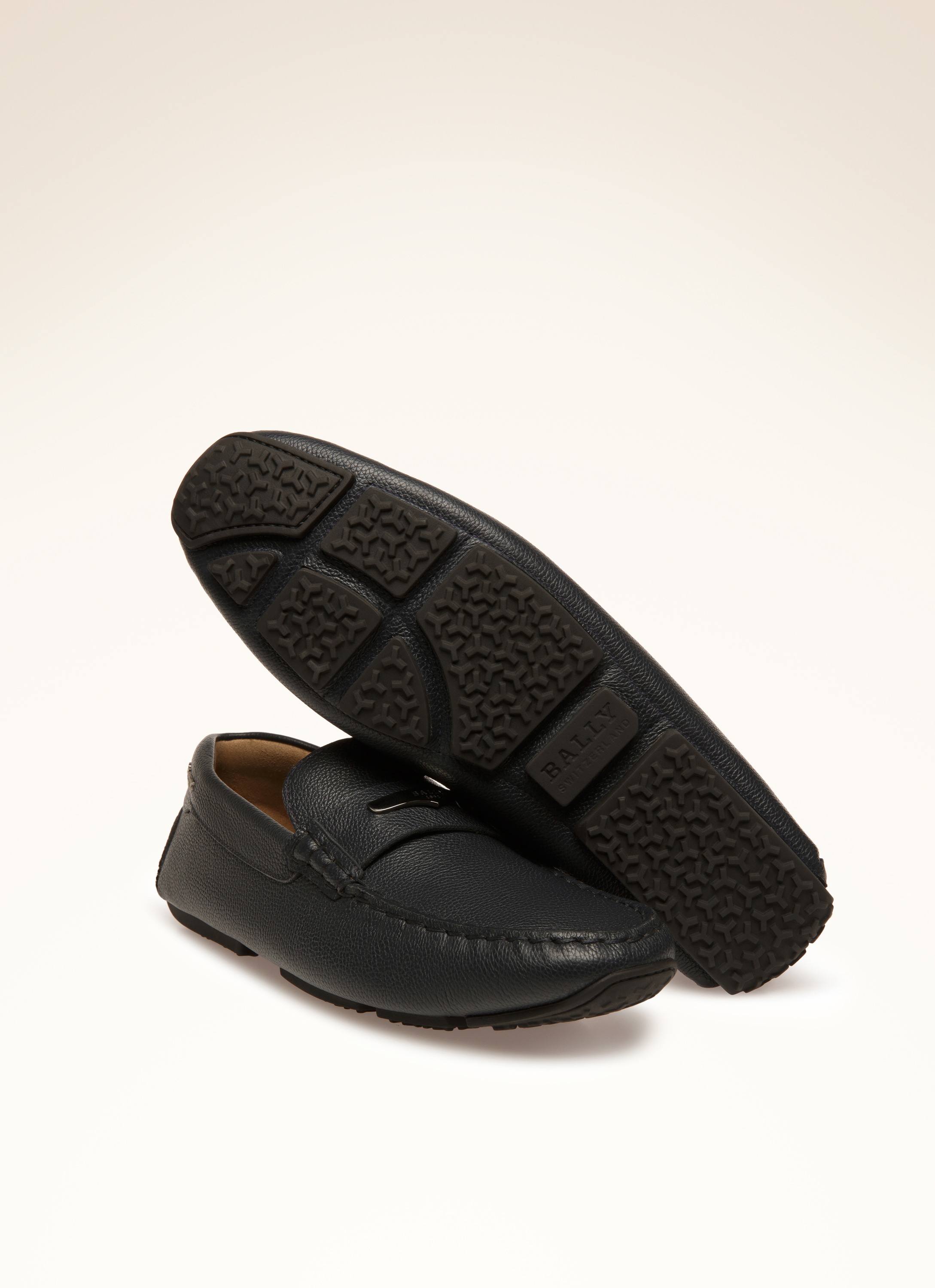 Pivial Leather Drivers