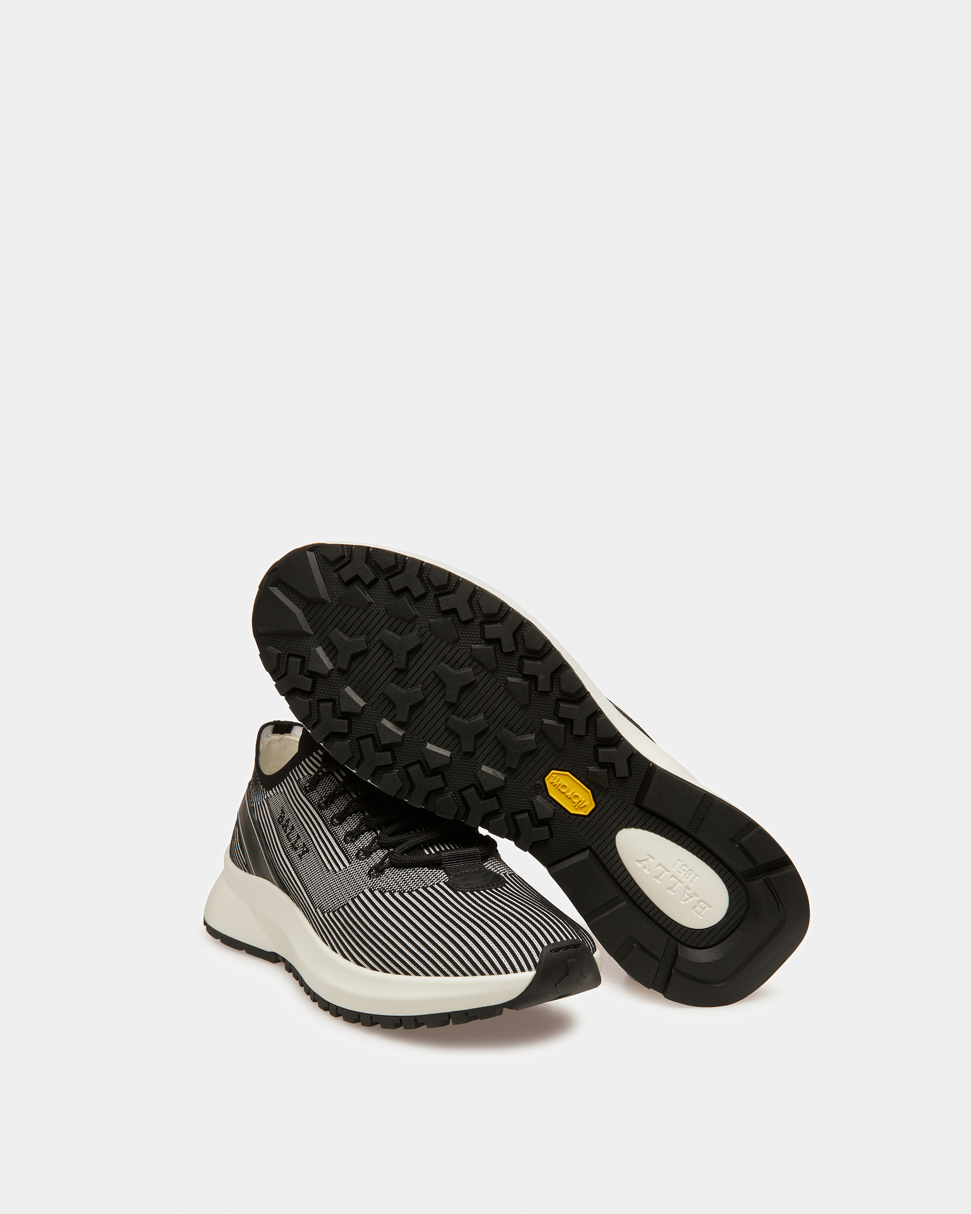 Dean-T Sneakers