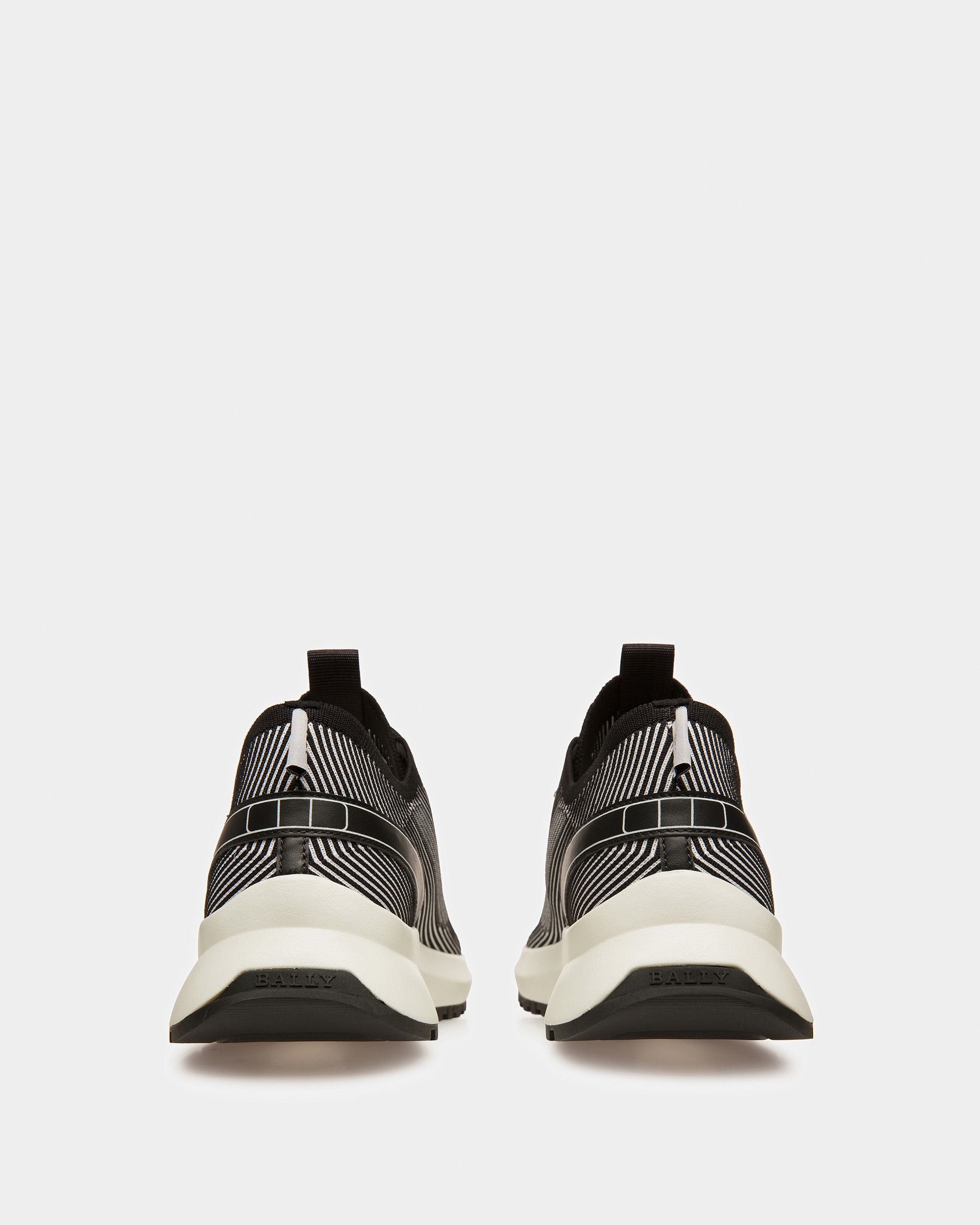 Dean-T Sneakers