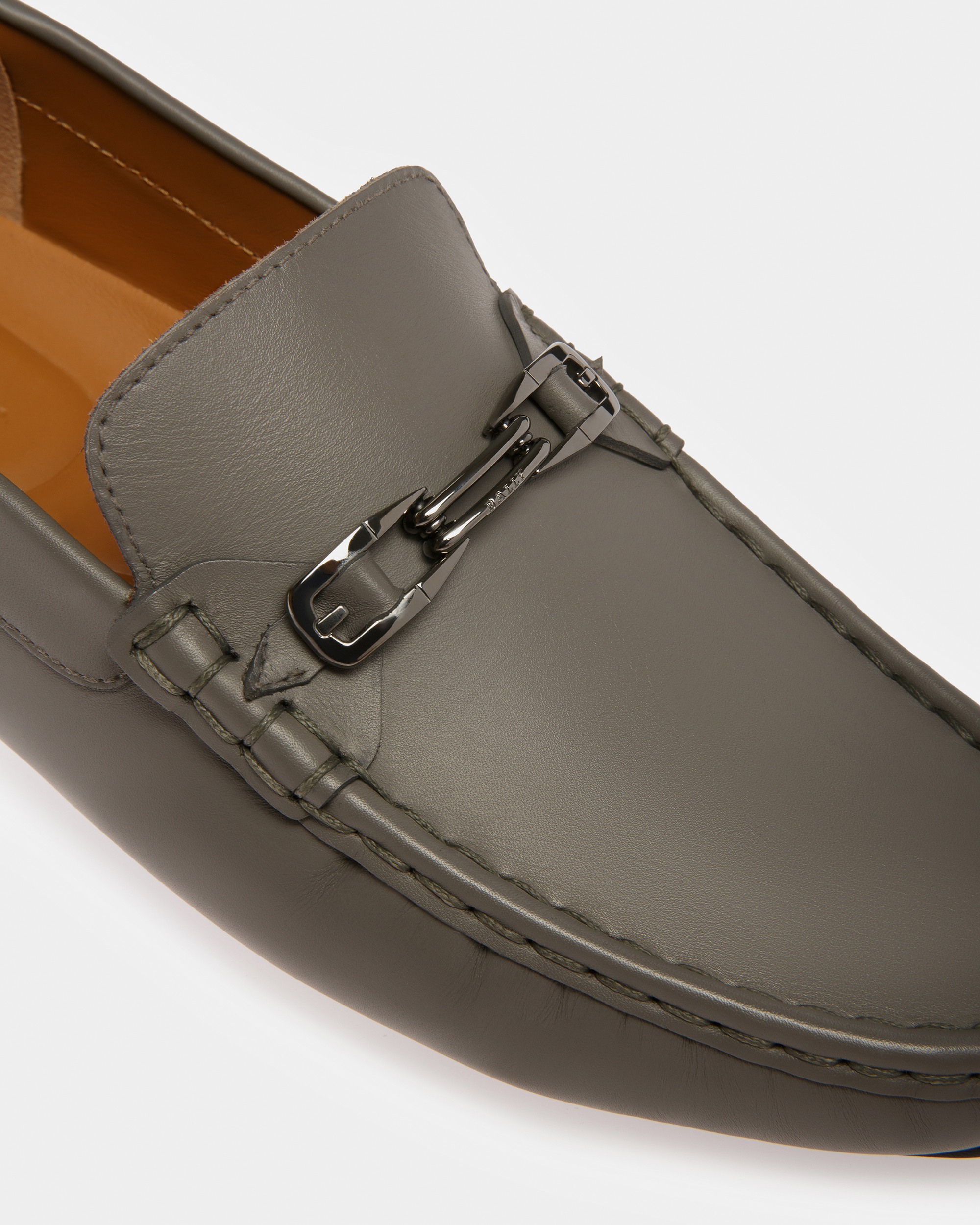 Pinter Leather Drivers