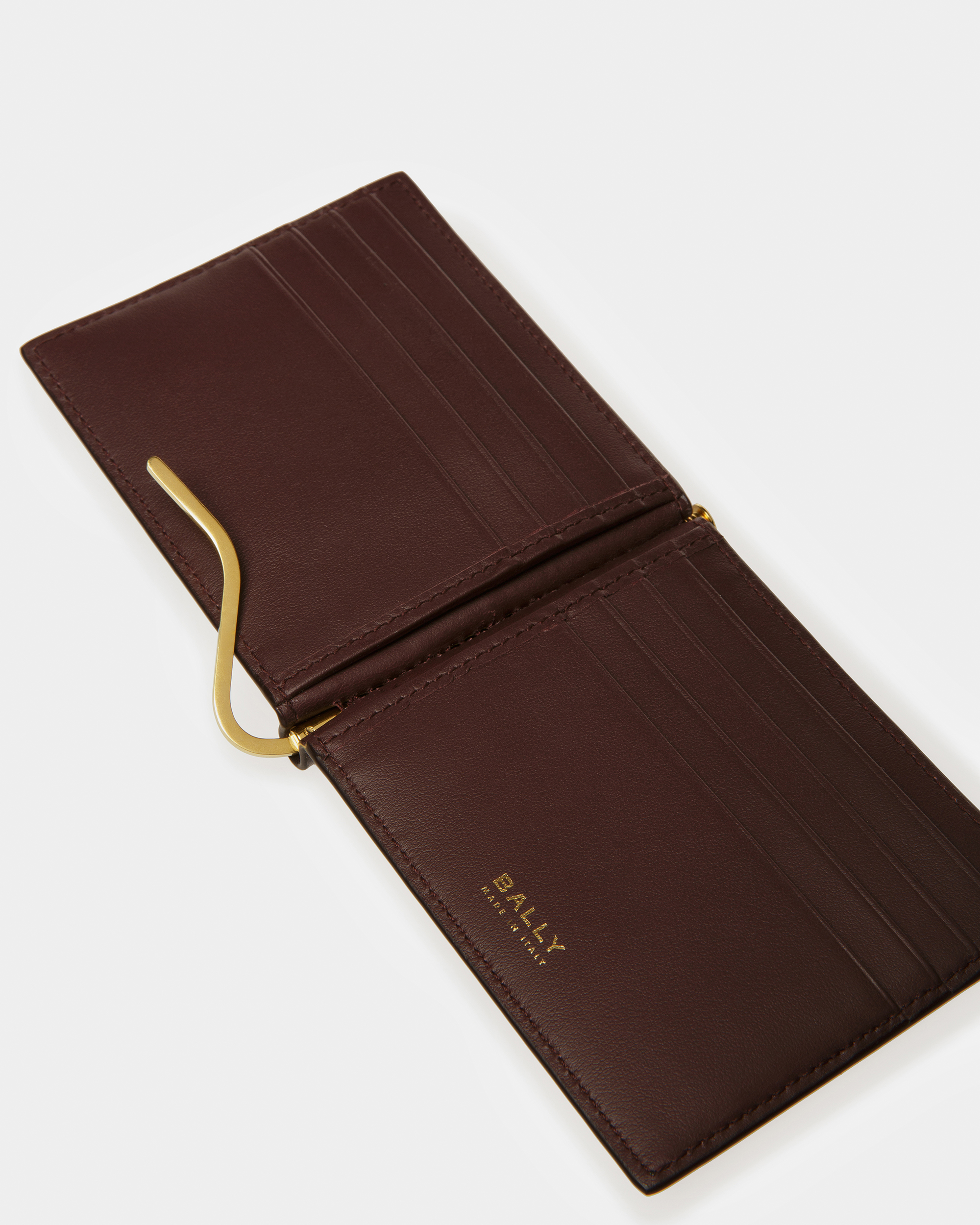 Bifold Clip Wallet In Crocodile Embossed