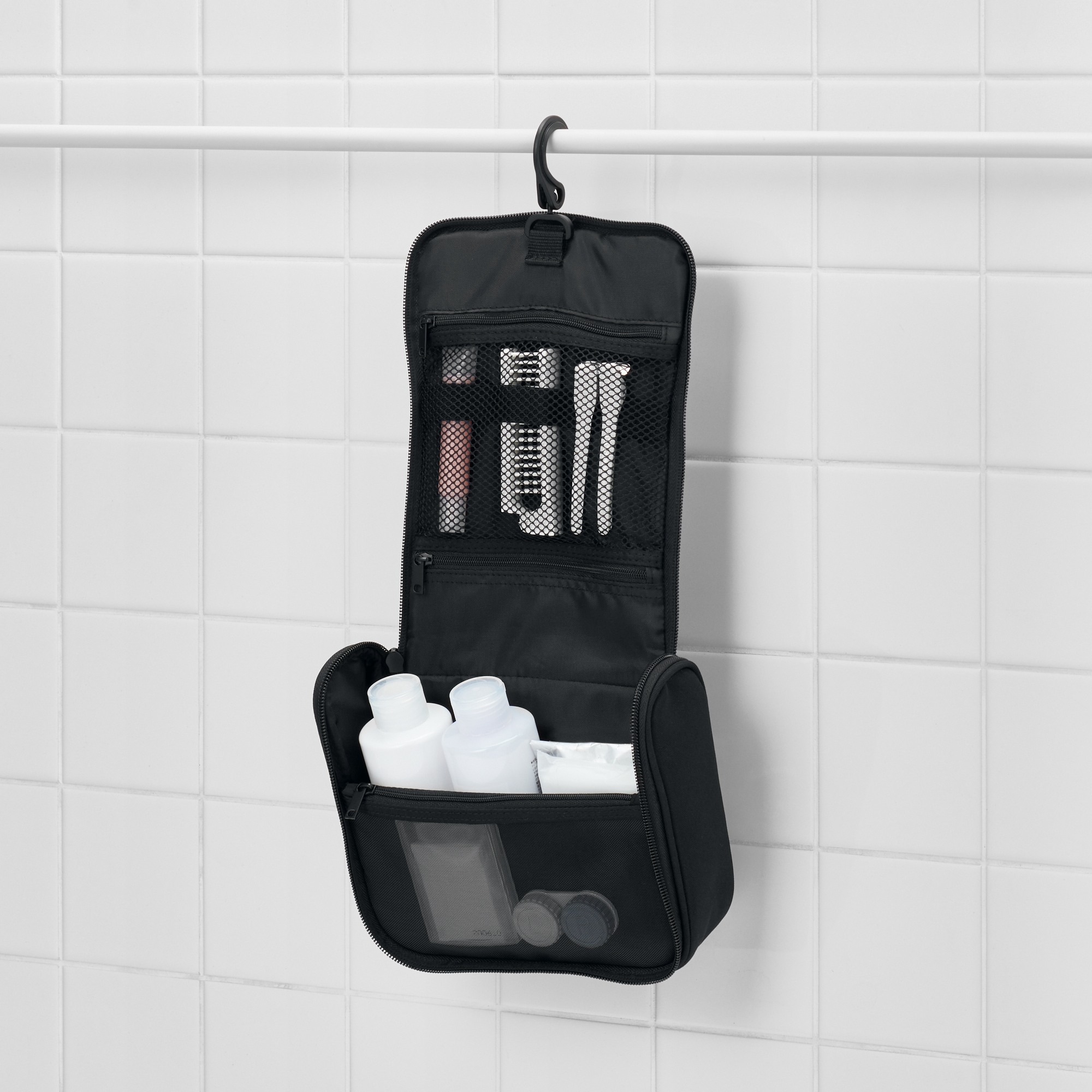 Polyester hanging toiletry case