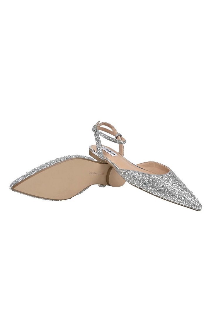 Julitta Silver Closed Flats & Ballerinas