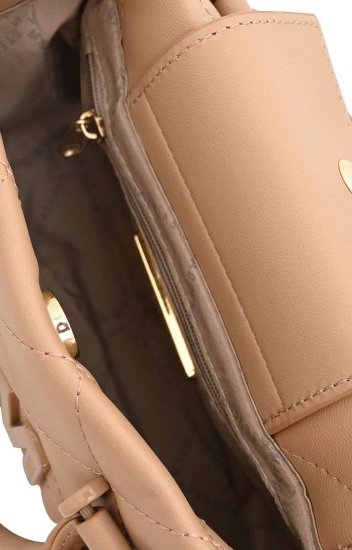 Bbabi Beige Handbags
