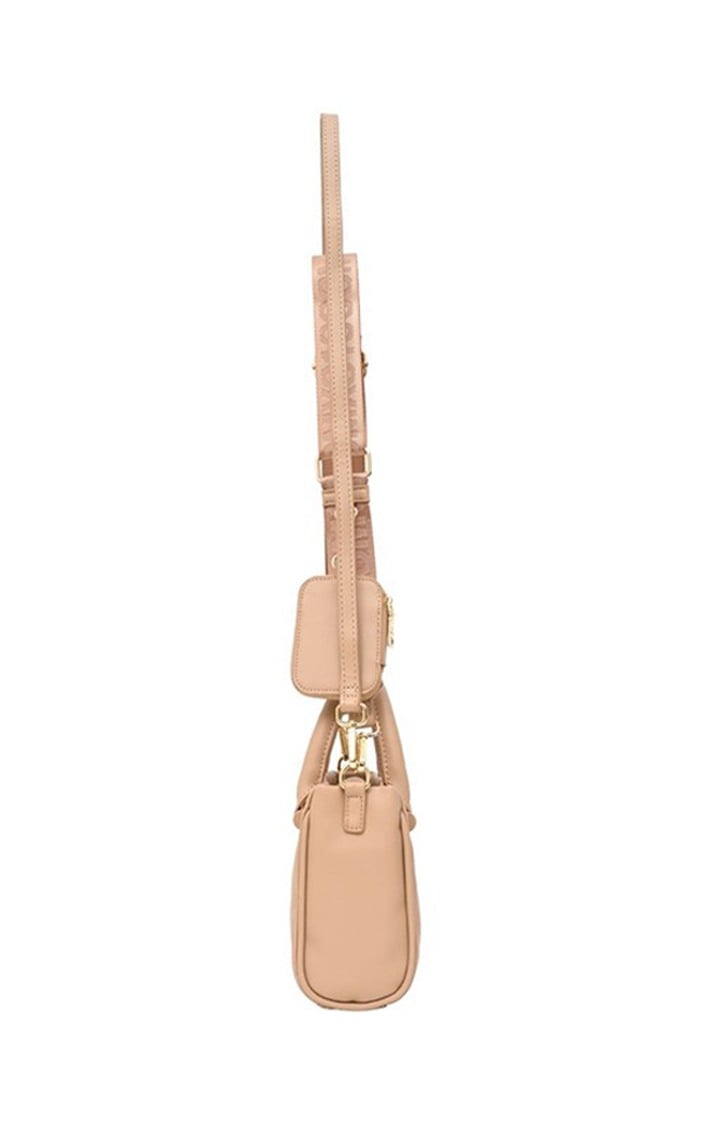 Bbabi Beige Handbags