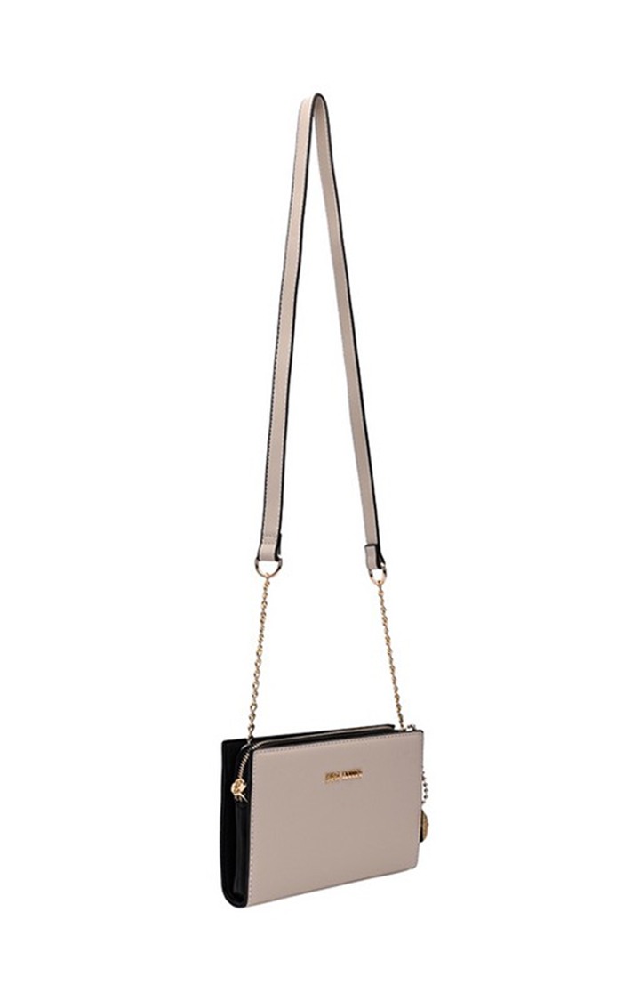 Bgreer White Handbags
