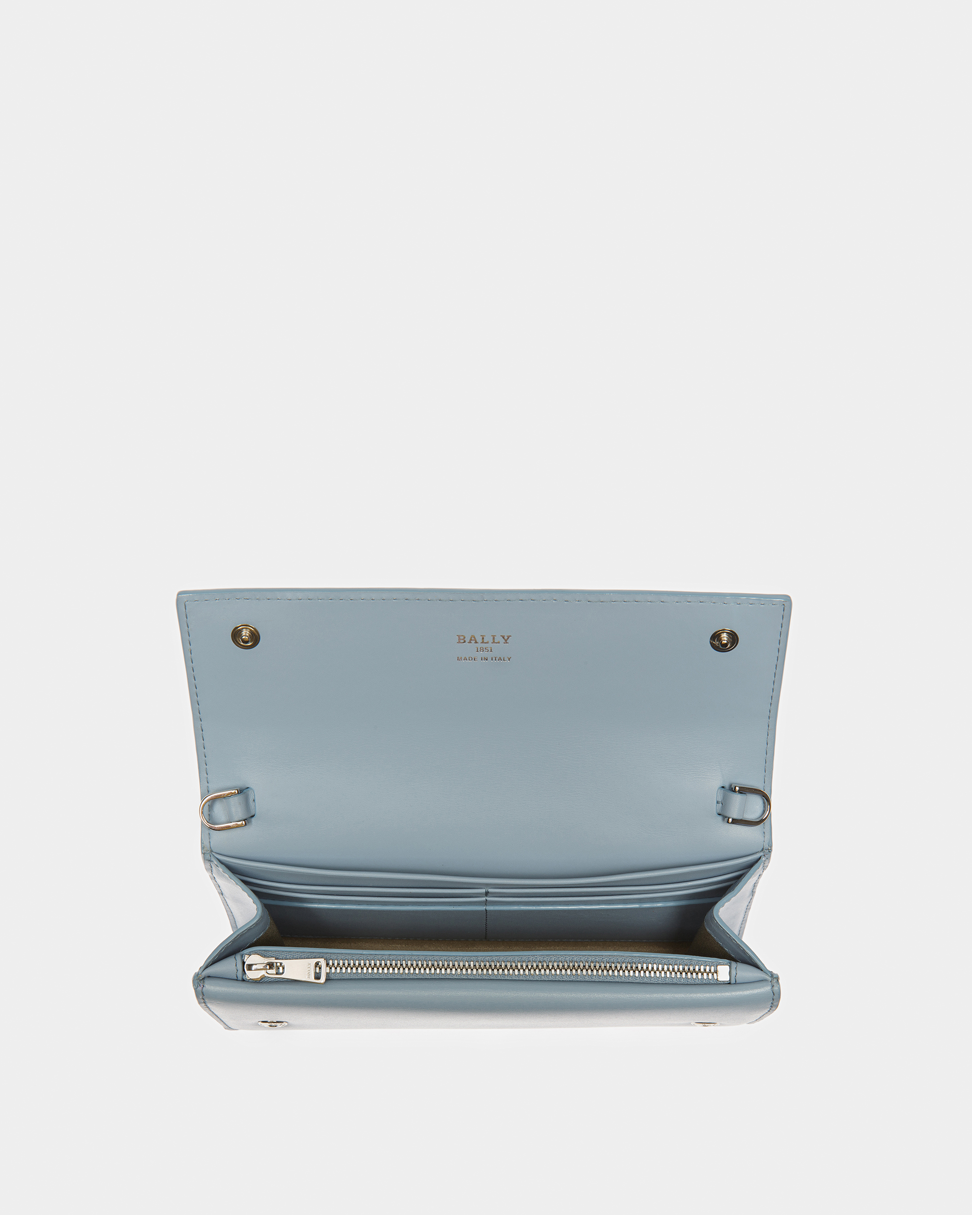 Byanca Leather Travel Wallet In Light Blue