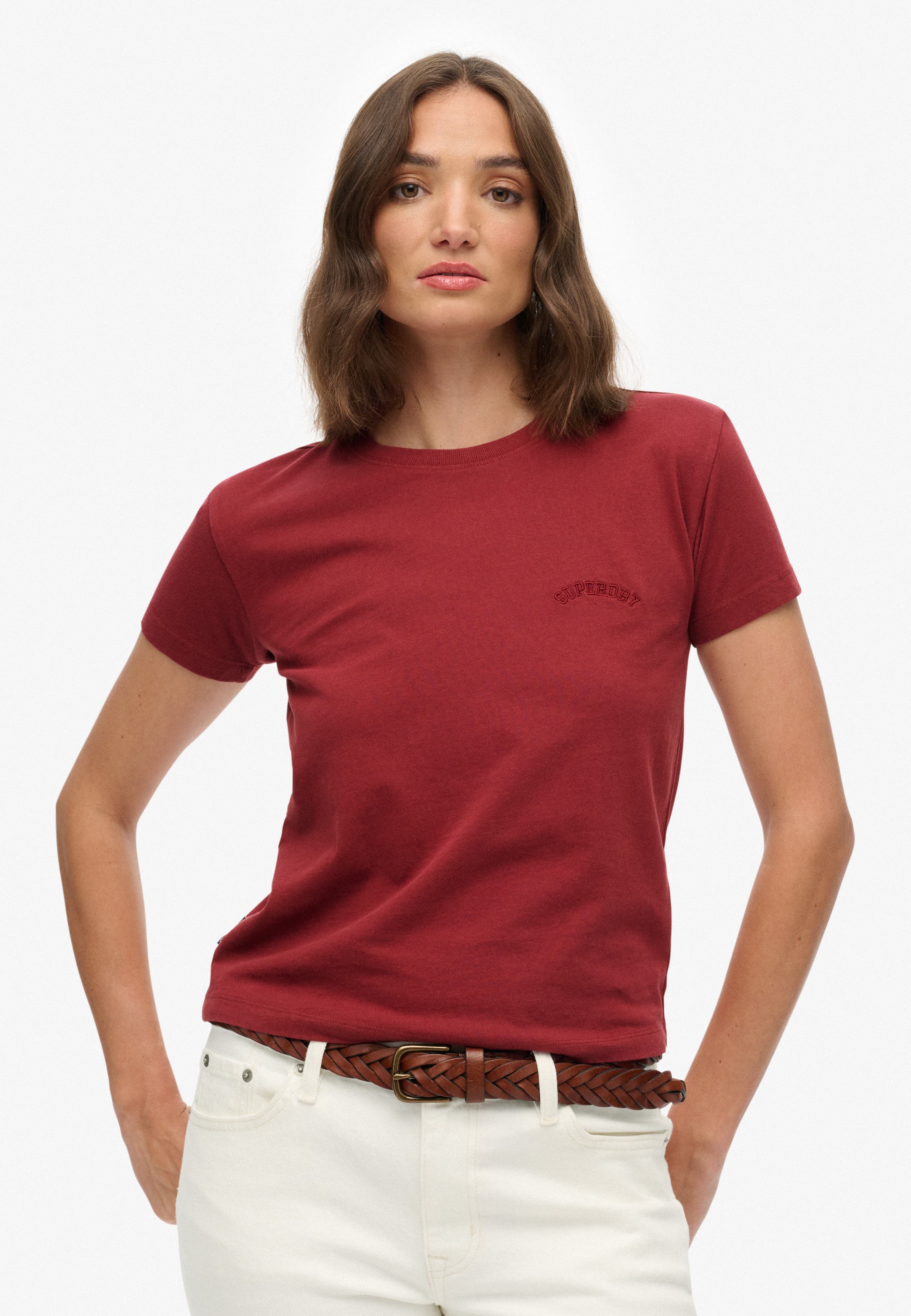 ESSENTIAL LOGO FITTED TEE IND