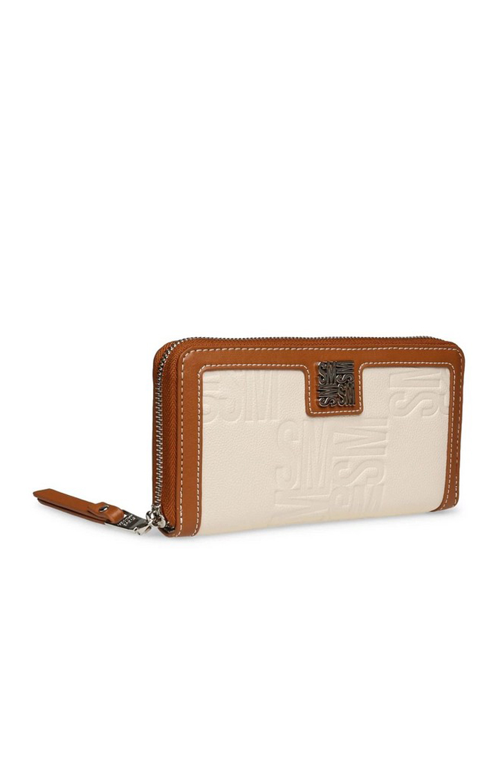 Bcore-E White Handbags