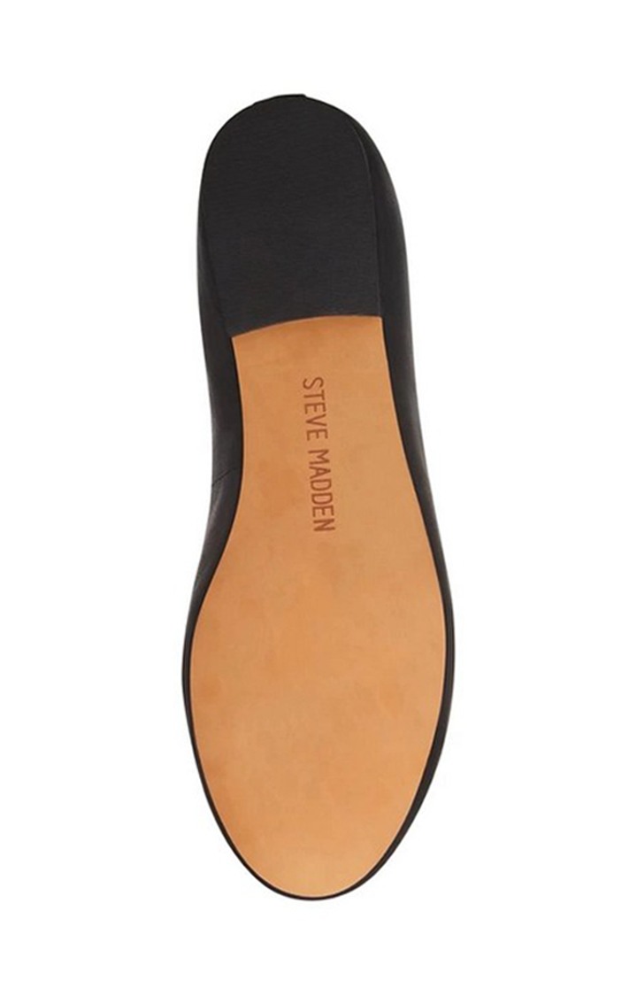 Greta Black Closed Flats & Ballerinas