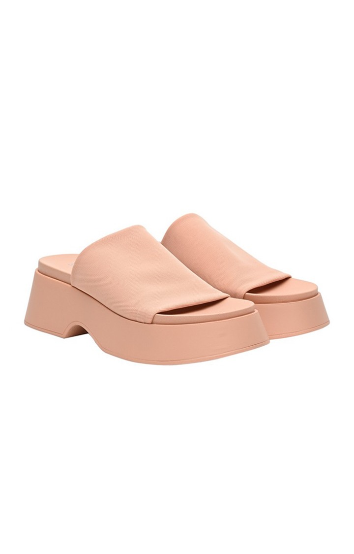 Throw Back Pink Wedges