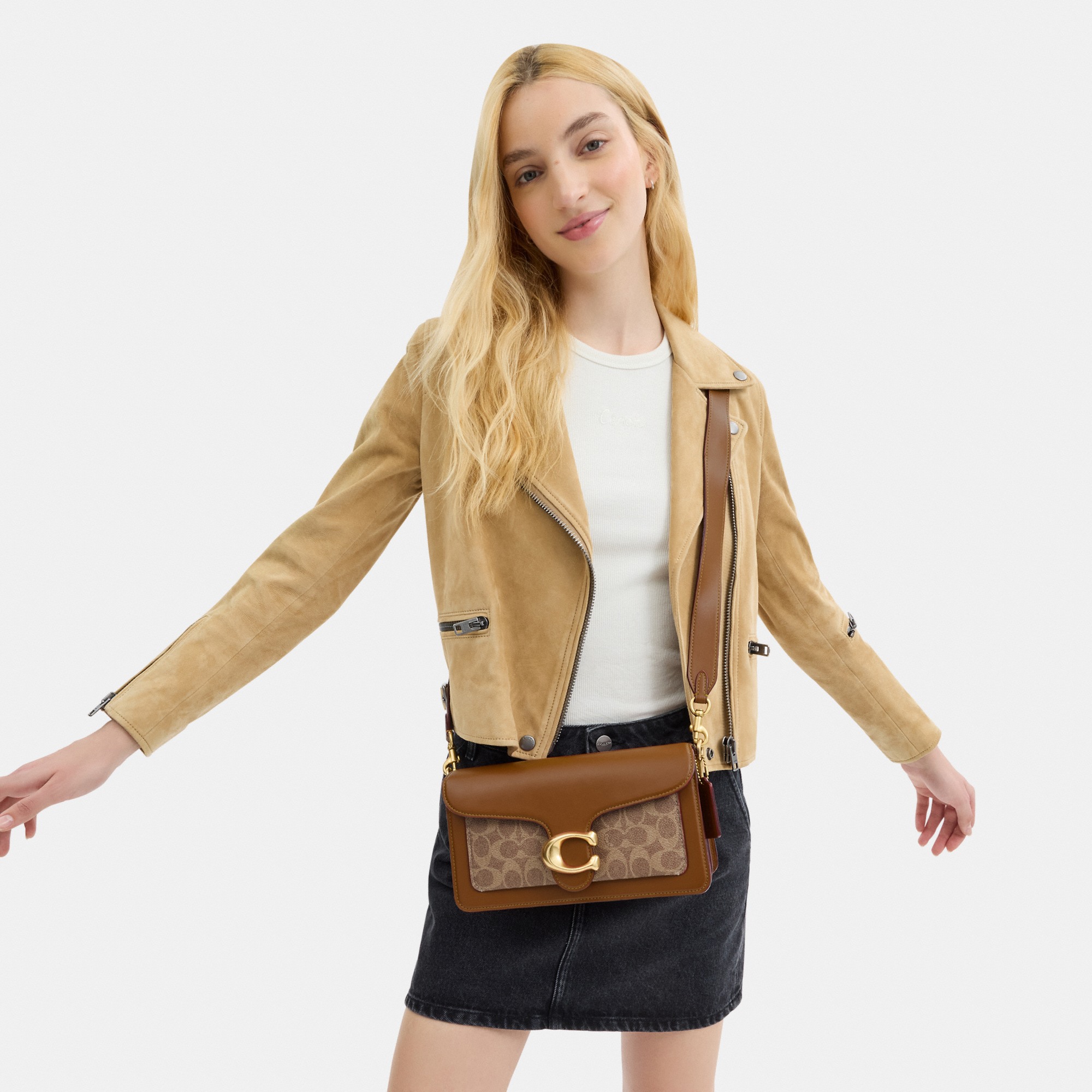 Tabby Shoulder Bag 26 In Signature Canvas