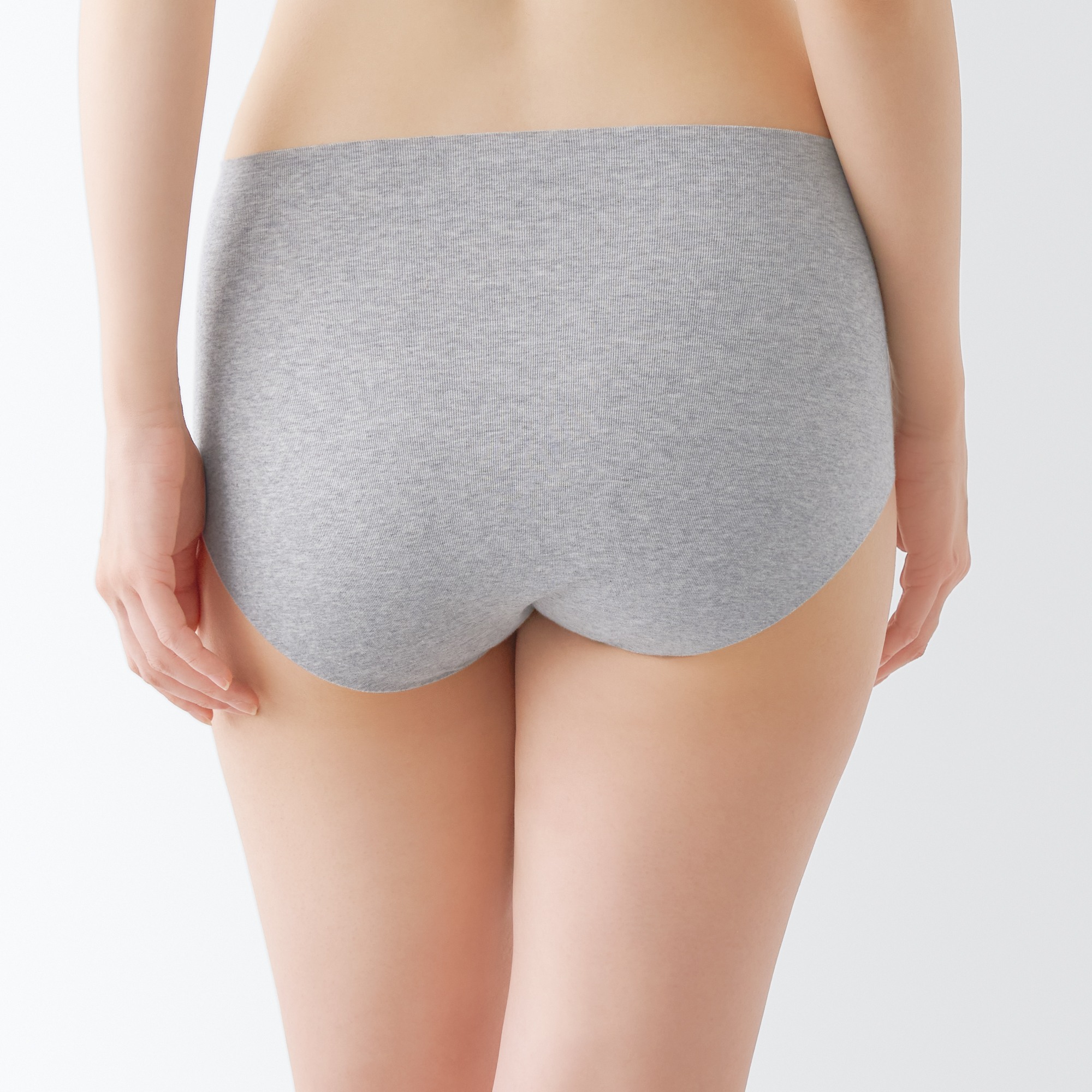 MUJI | Complete seamless High-rise bikini