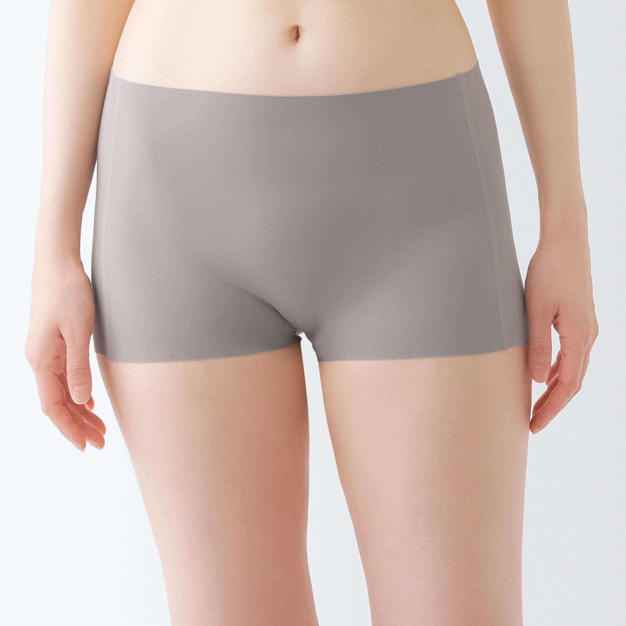 MUJI | Complete seamless  Boy shorts