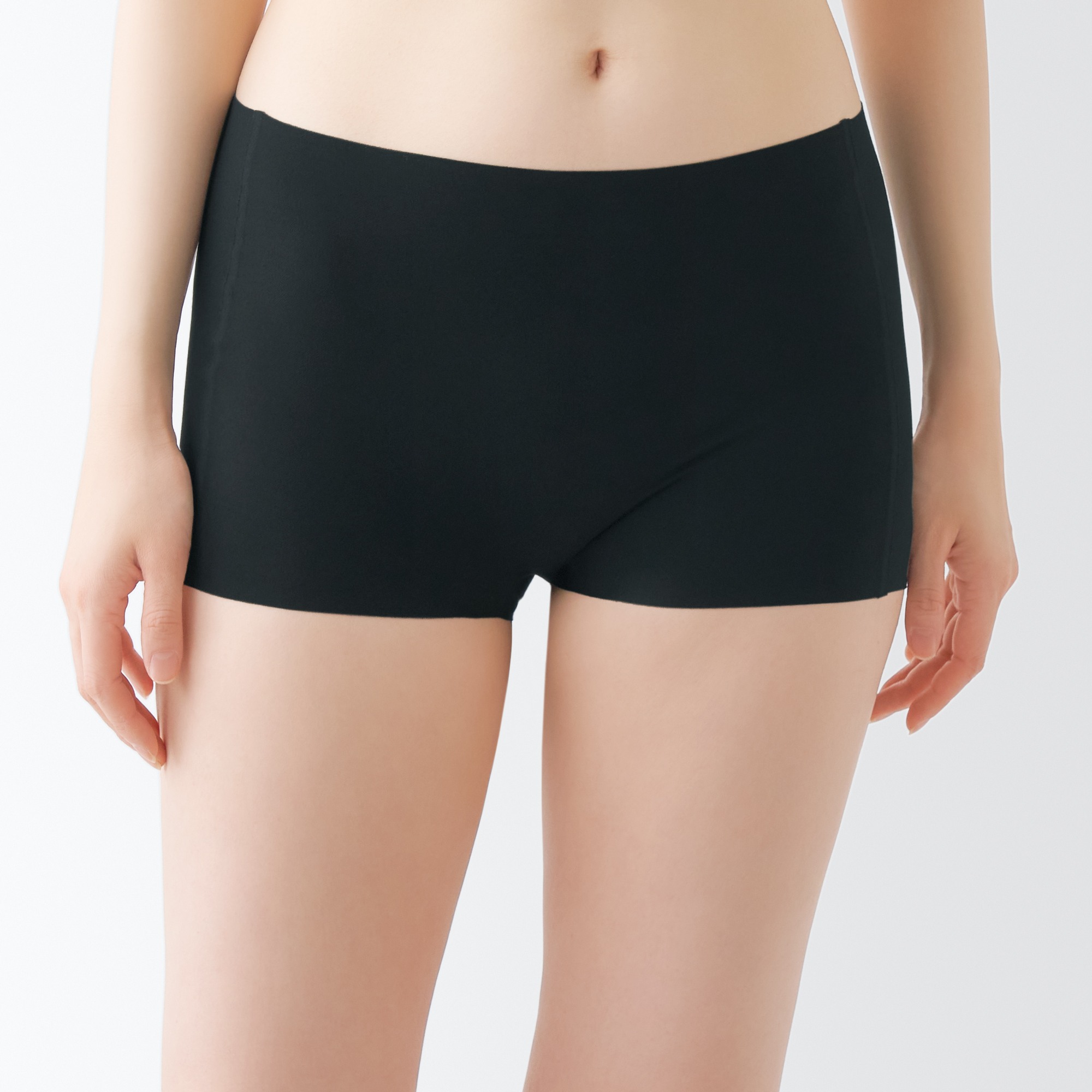 MUJI | Complete seamless  Boy shorts