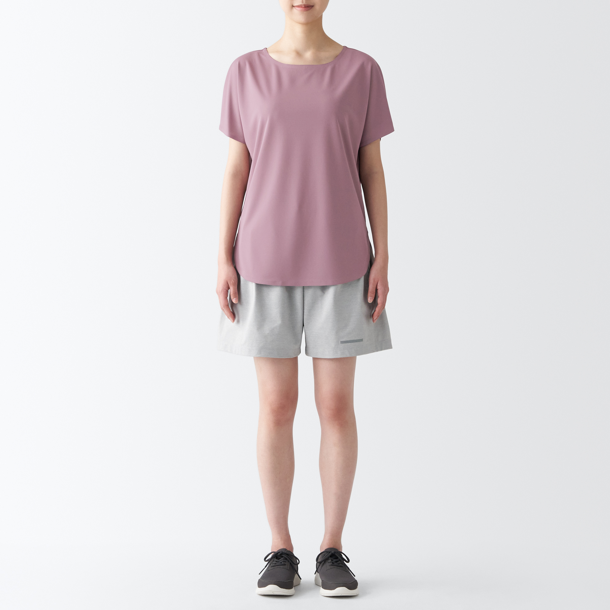 Quick dry boat neck T-shirt