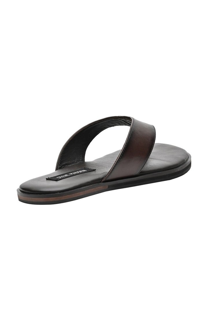 Sm-1555 Brown Sandals & Flip Flops