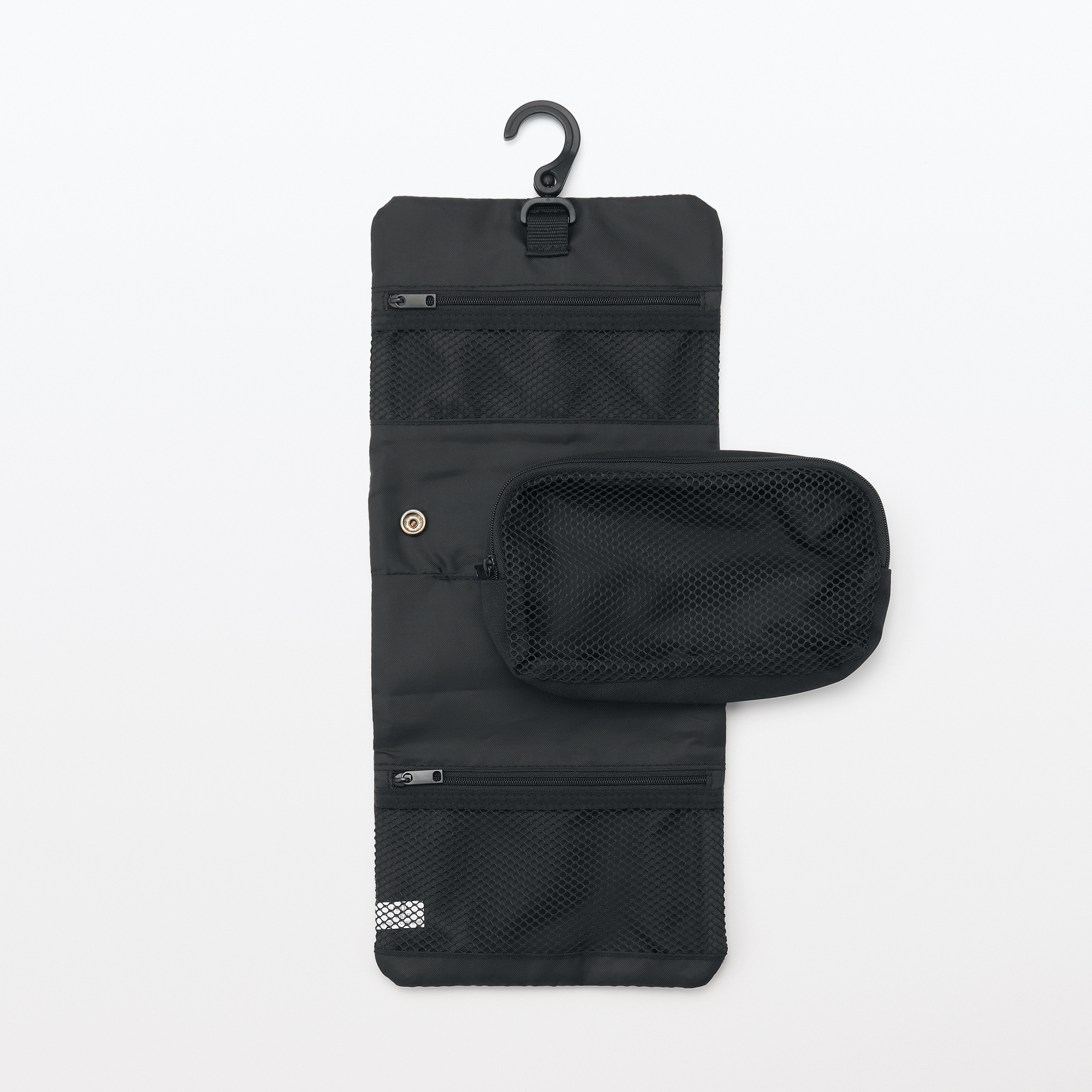 Polyester hanging case with pouch