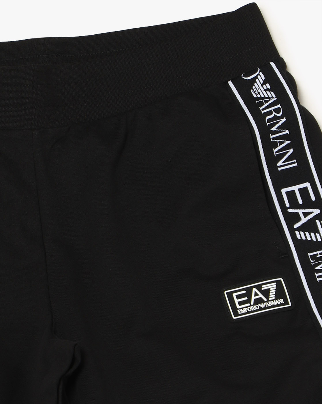 MEN-APPAREL-TRACKPANTS