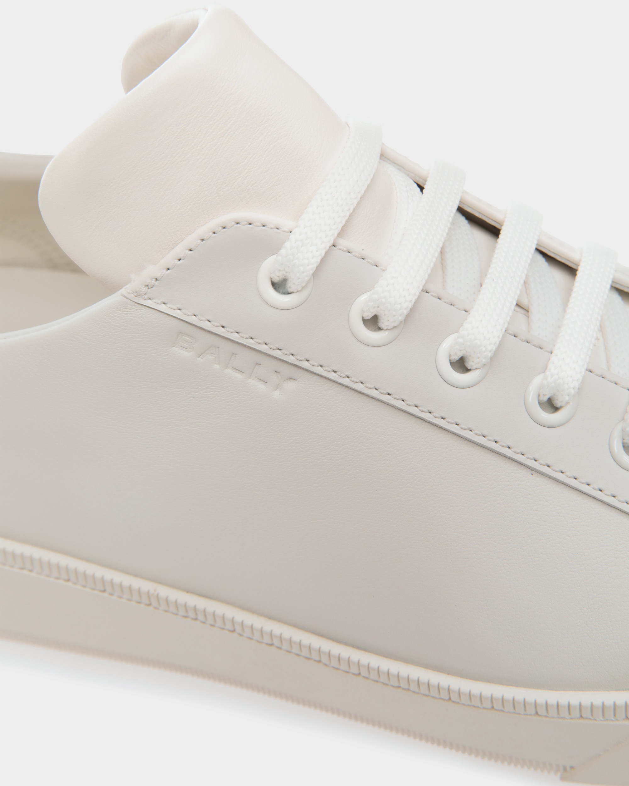 Ryver Leather Sneakers