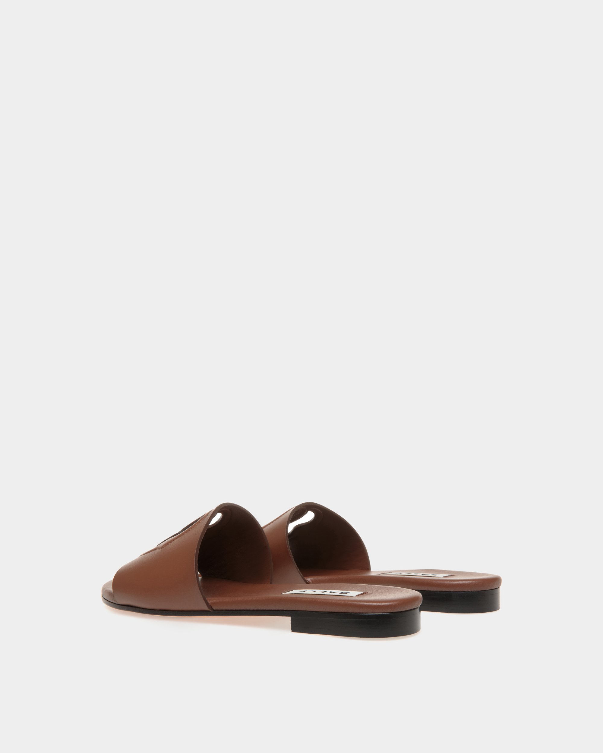 Goldie-W Leather Flat Sandals